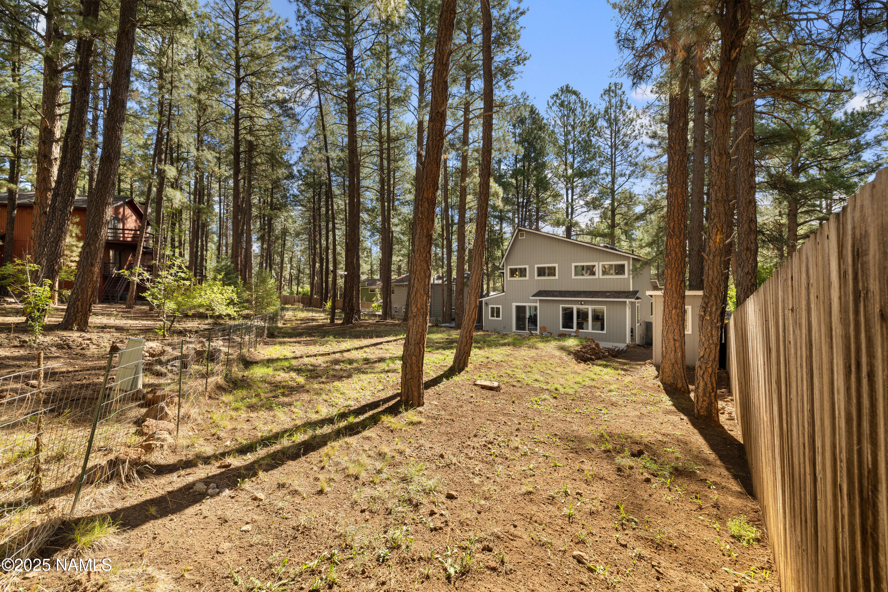 1132 W Ardrey Circle