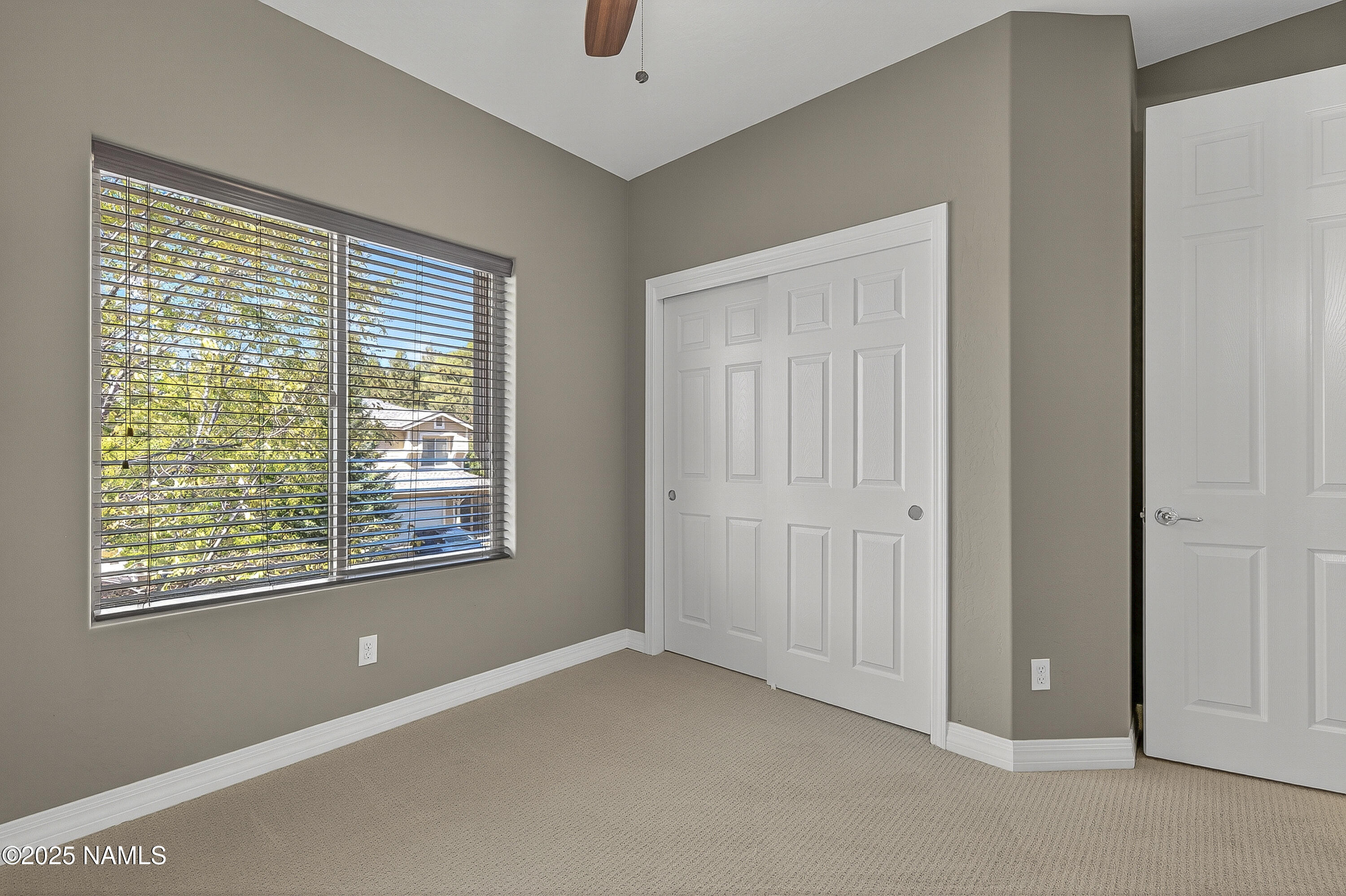 1172 N Warm Springs Trail