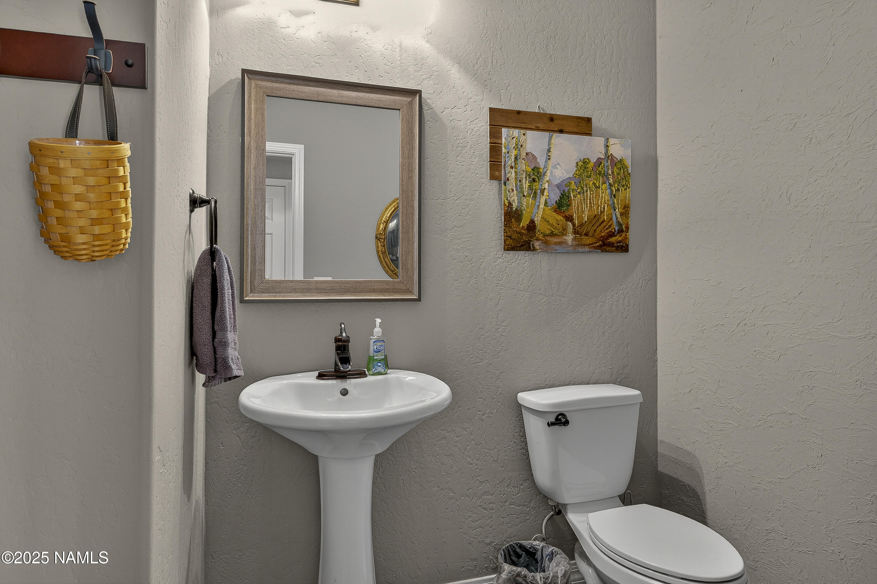 1172 N Warm Springs Trail