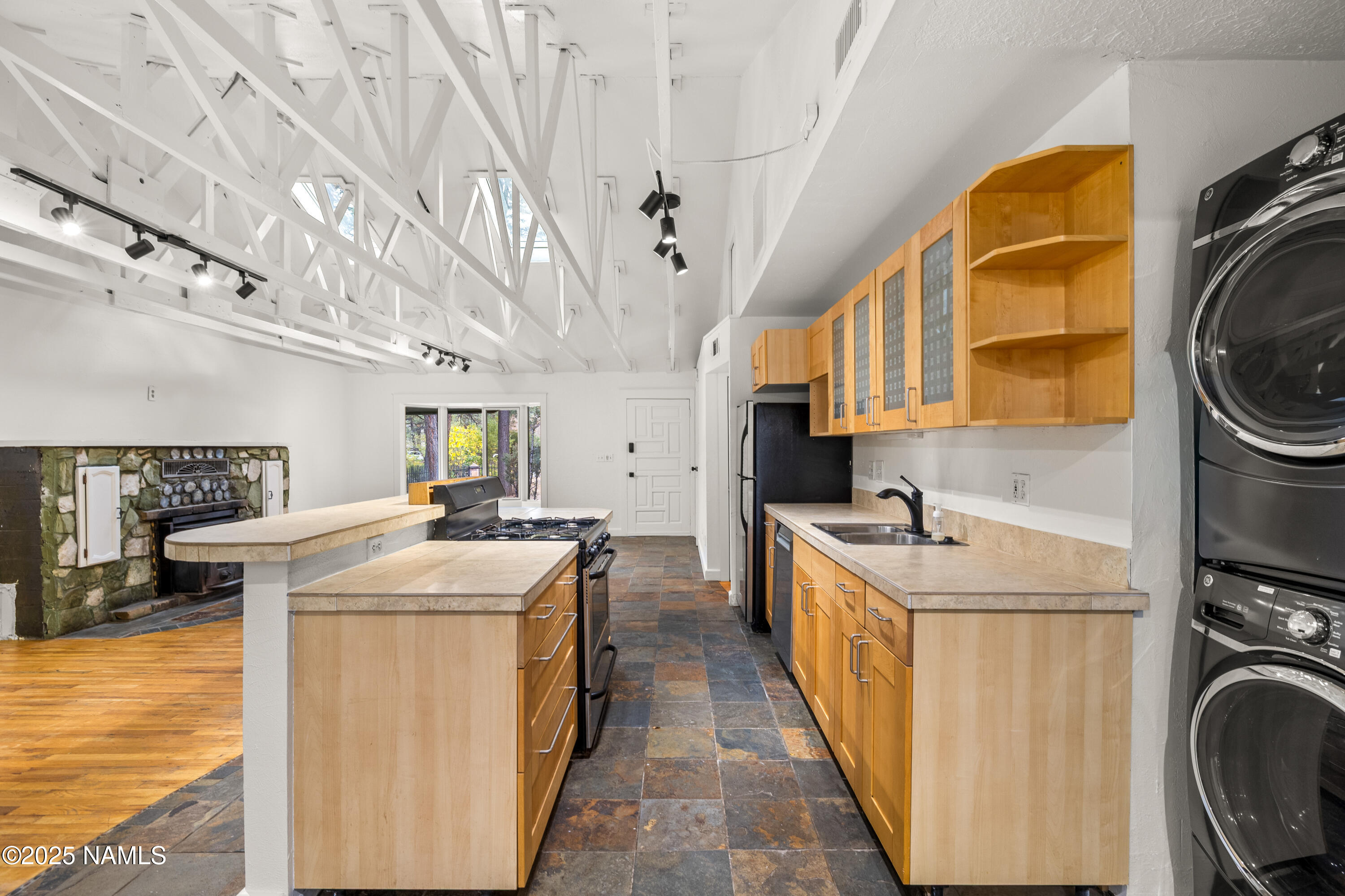 20 Pine Del Drive