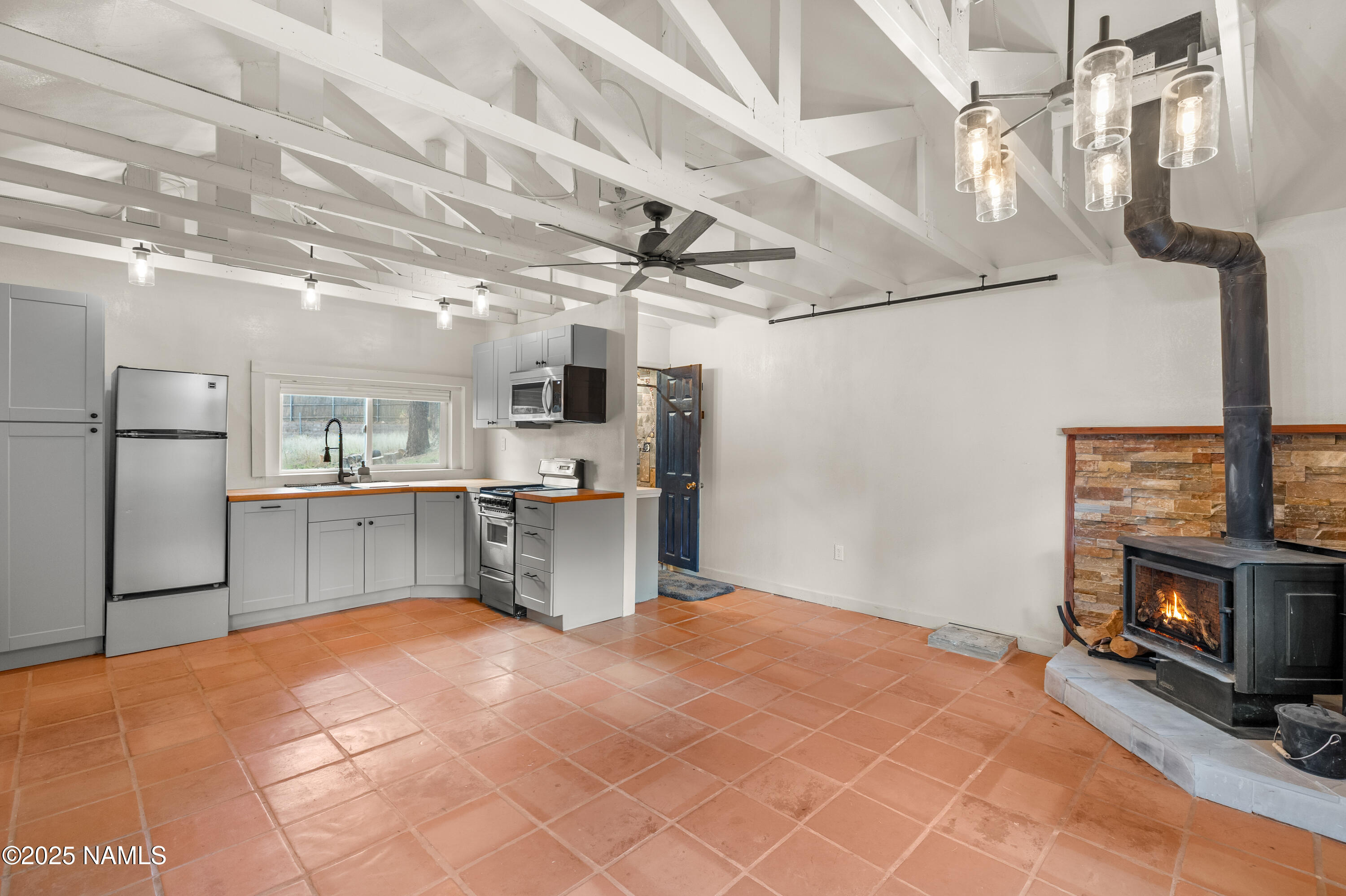 20 Pine Del Drive