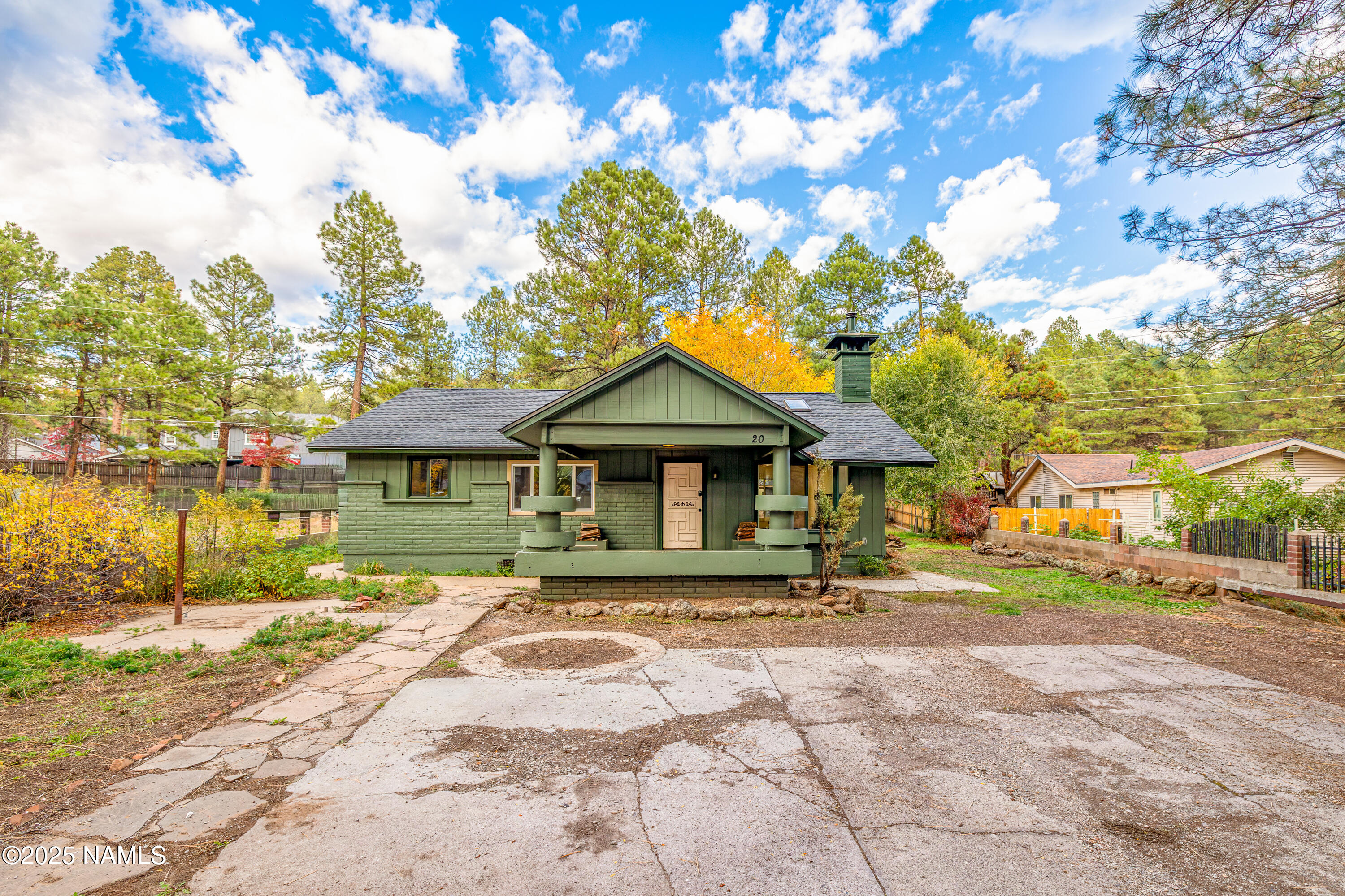 20 Pine Del Drive