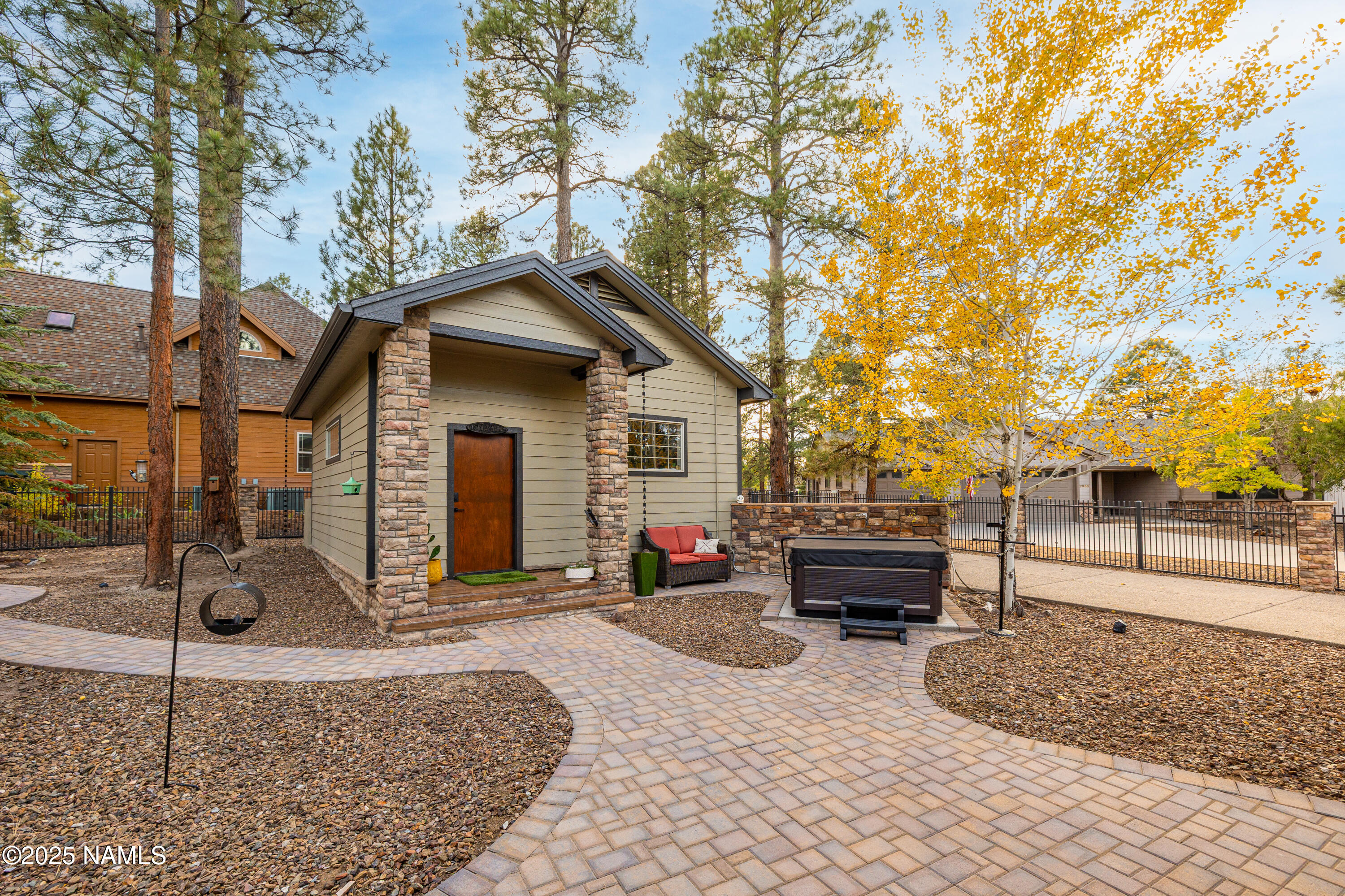 2921 W Castle Pines Drive