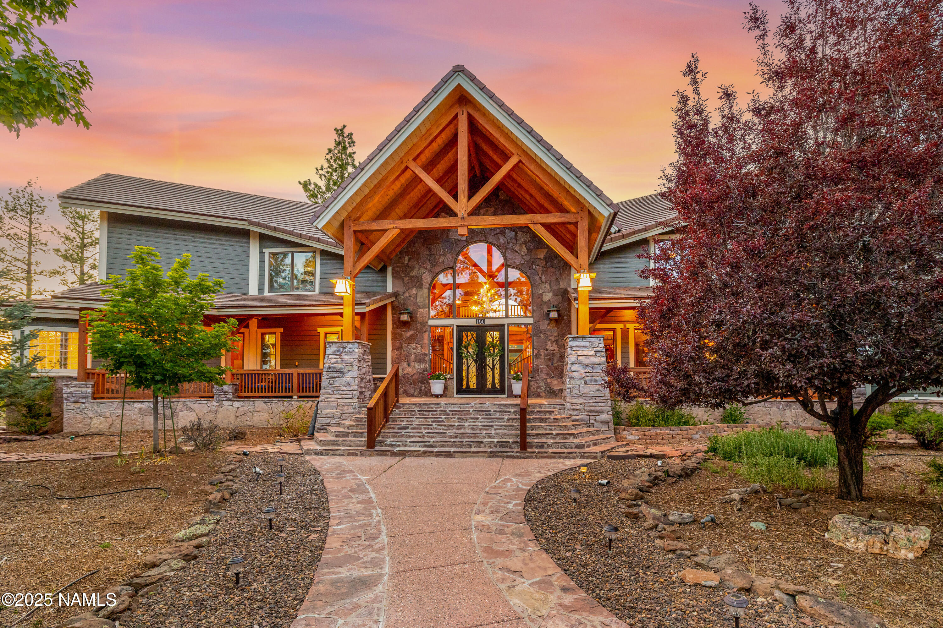 150 E Flat Rock