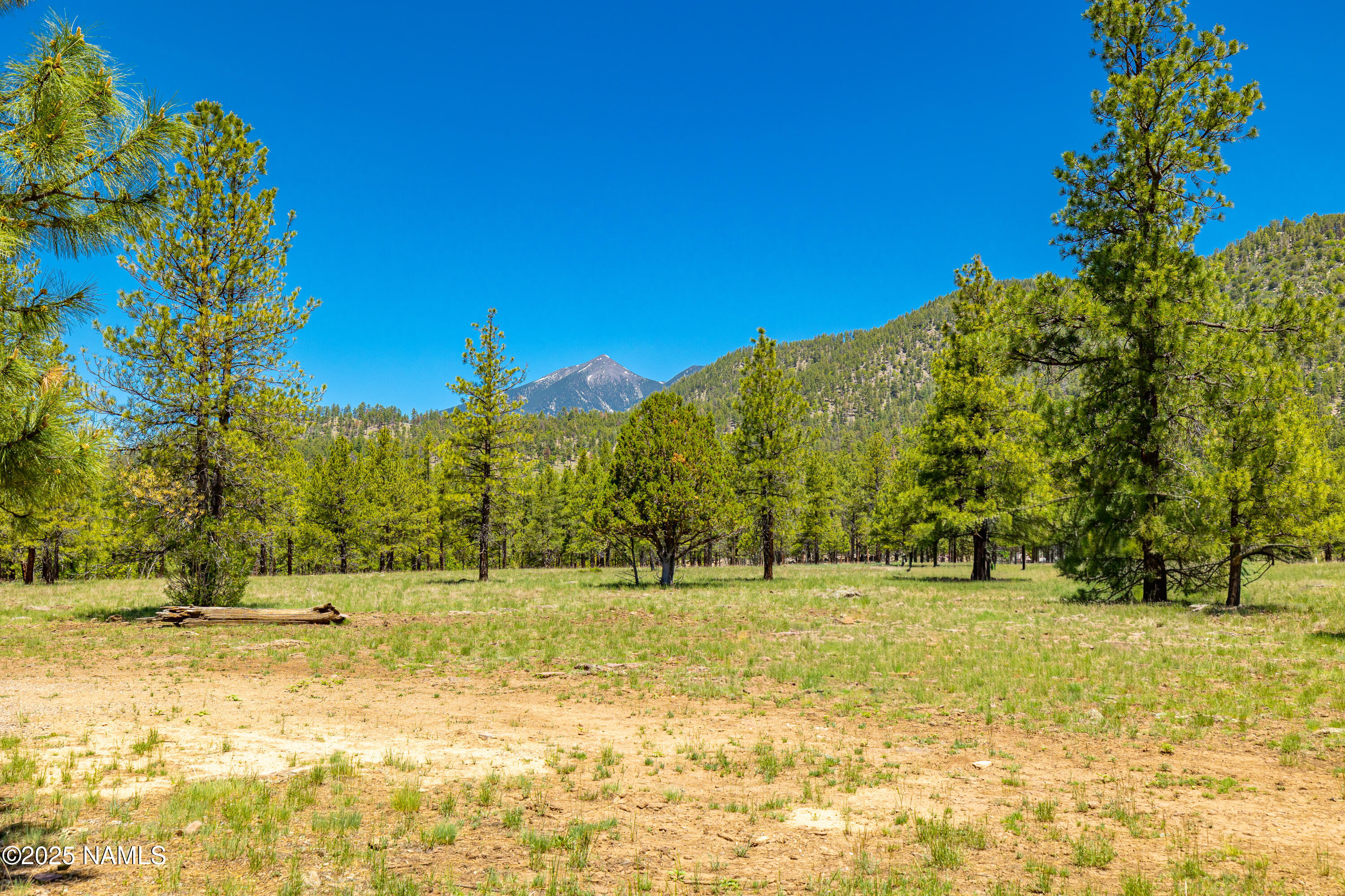 150 E Flat Rock