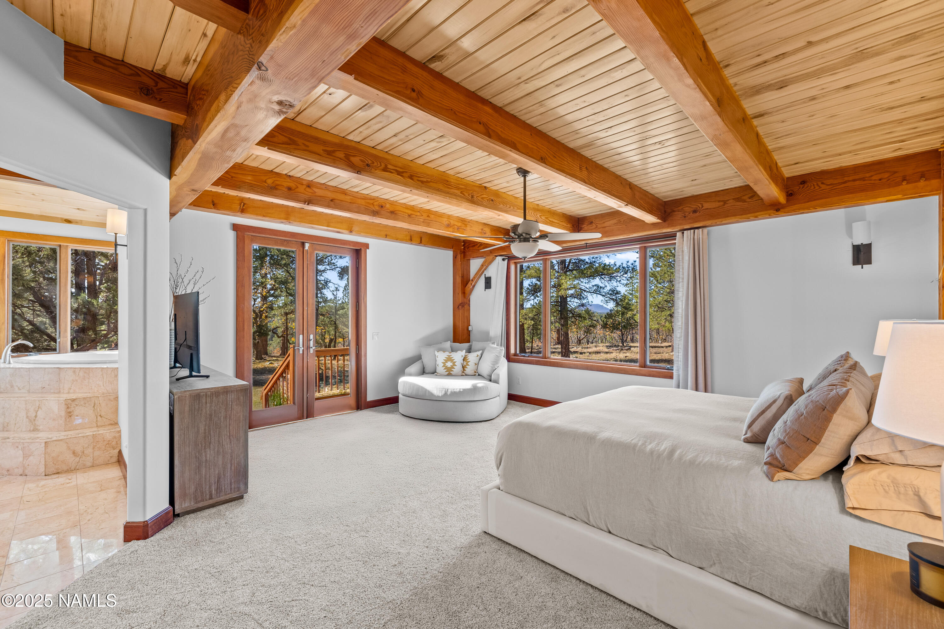 150 E Flat Rock