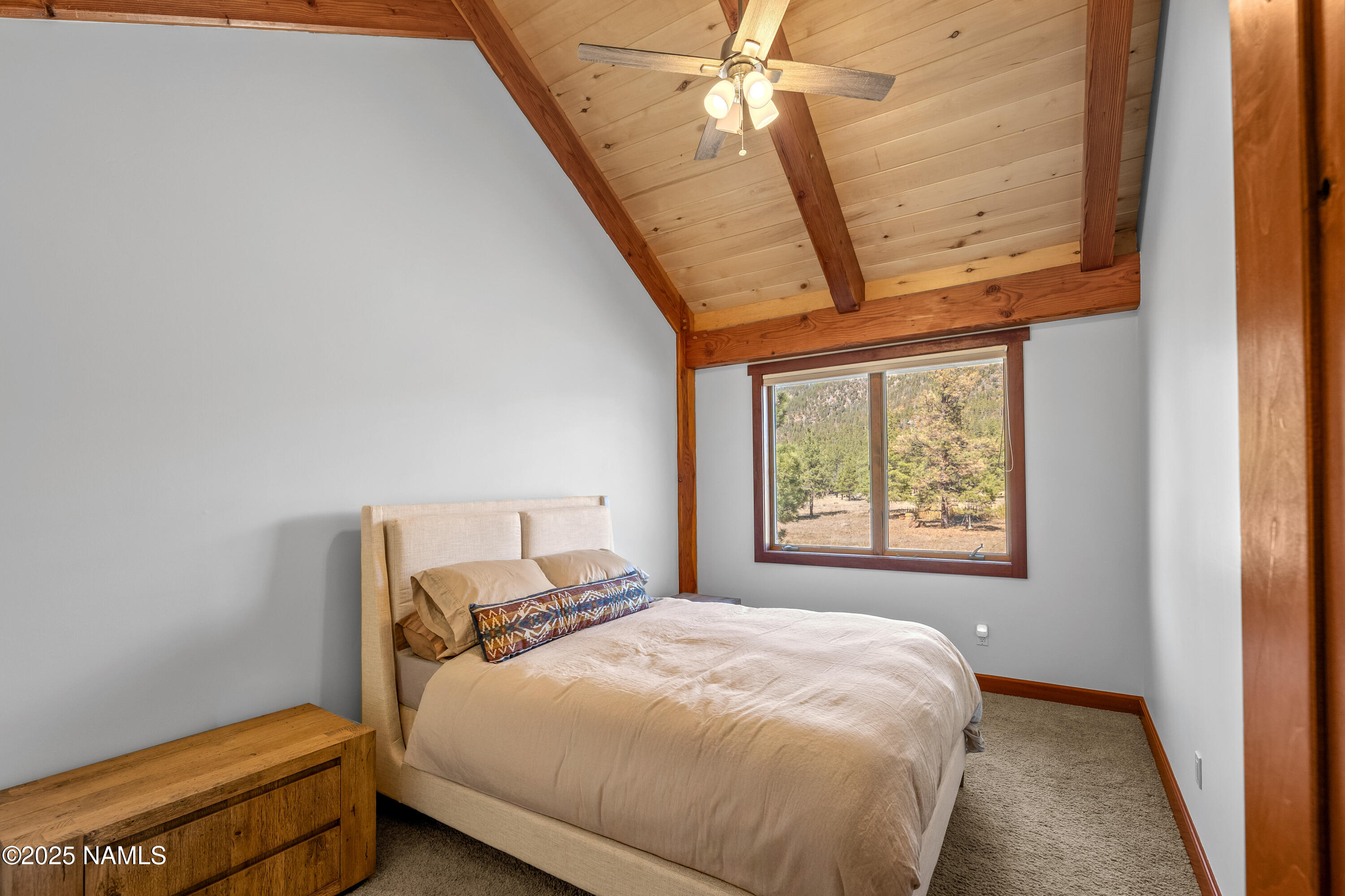 150 E Flat Rock