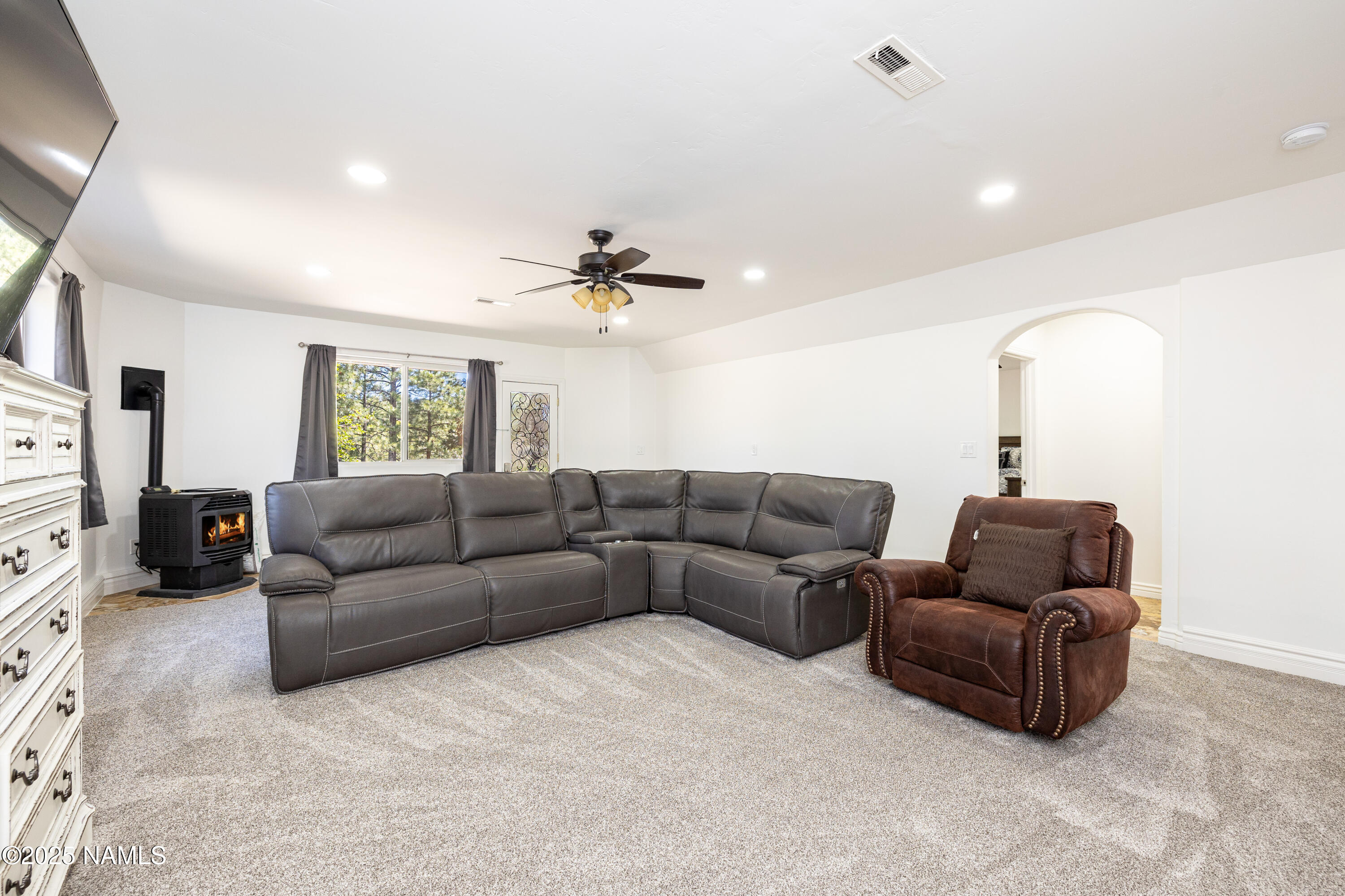 4241 E Broken Rock Loop