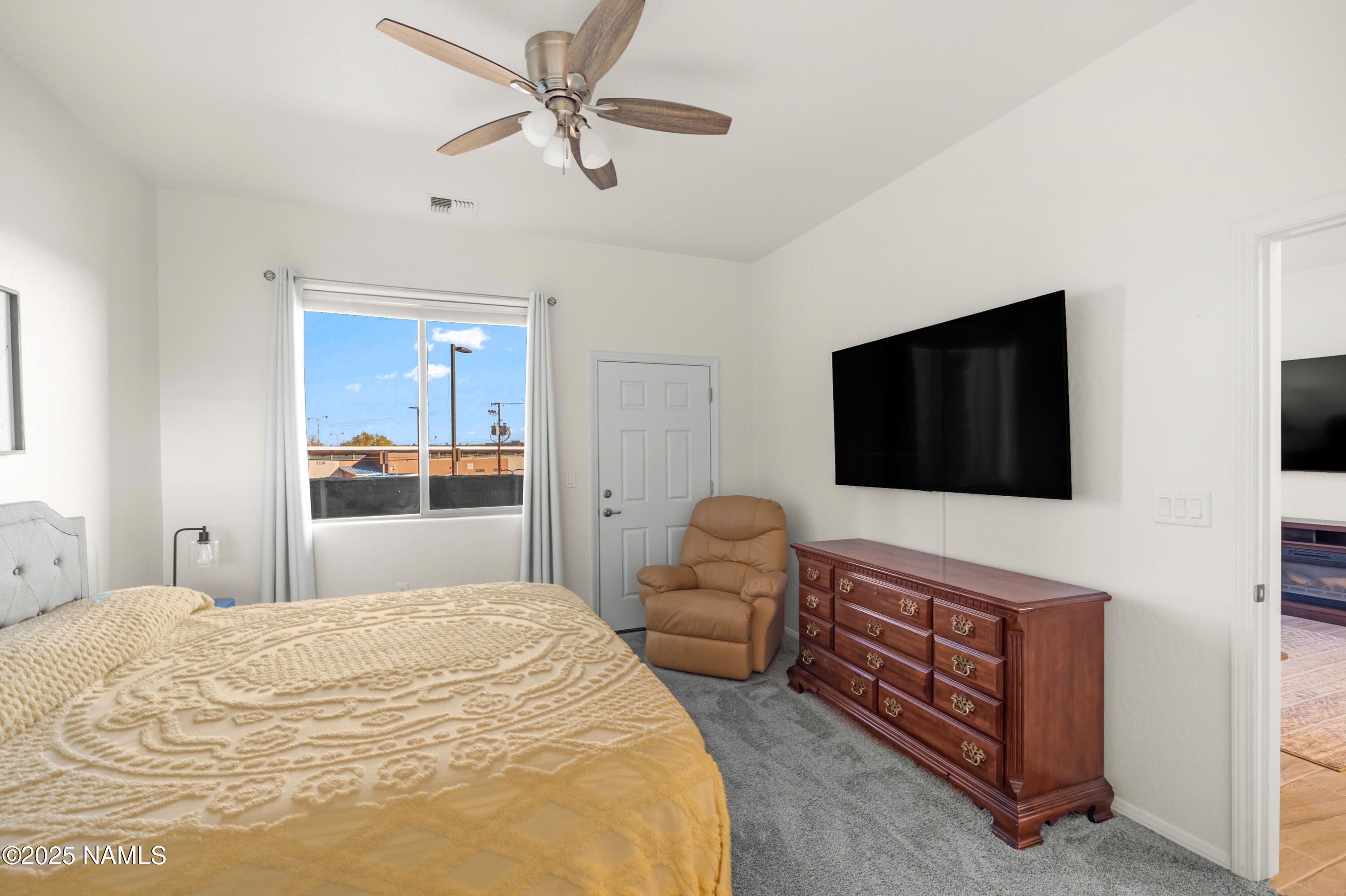 1650 E Ponderosa Parkway 110