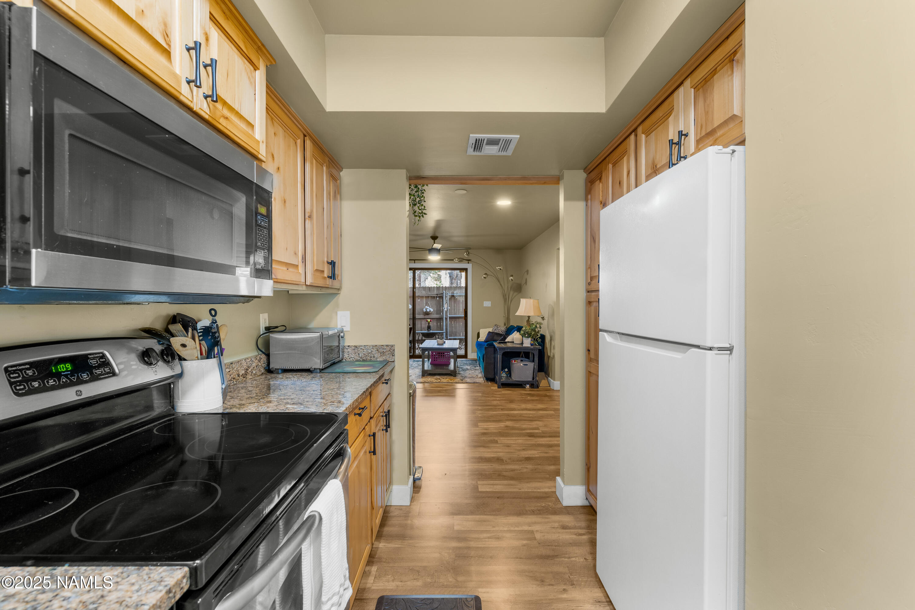 3200 S Litzler Drive 17-117