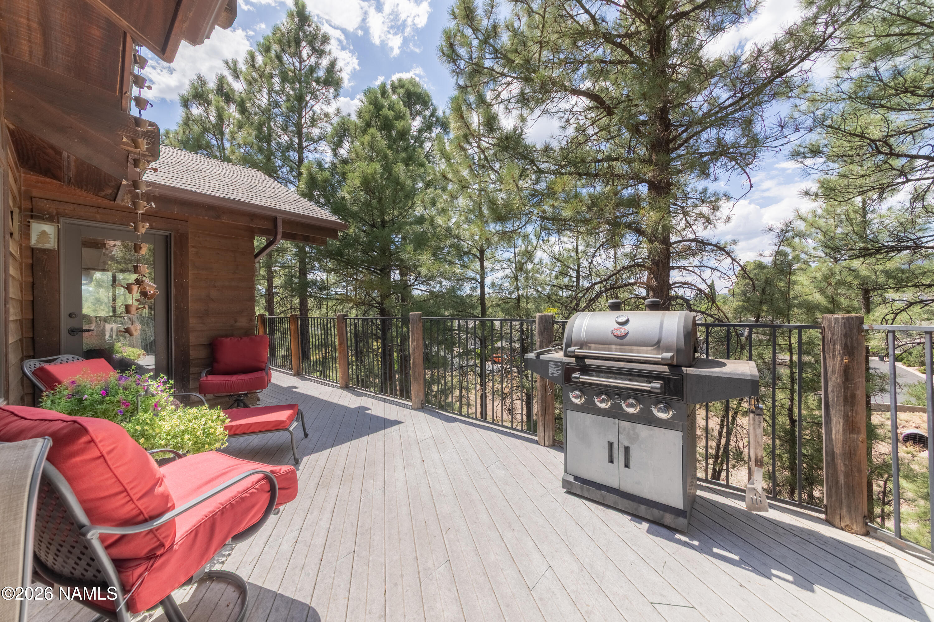 4338 E Rustic Knolls Lane