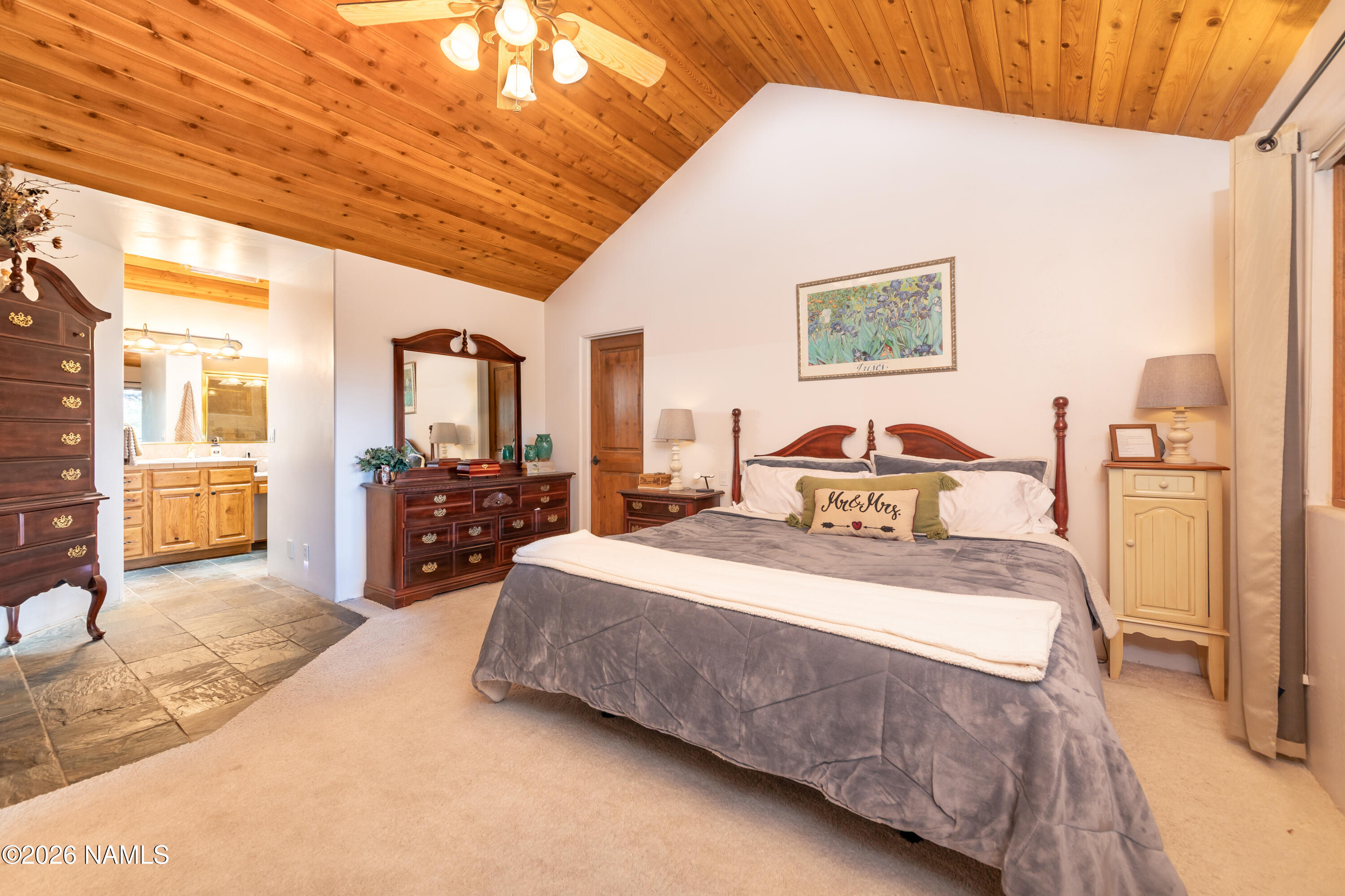 4338 E Rustic Knolls Lane