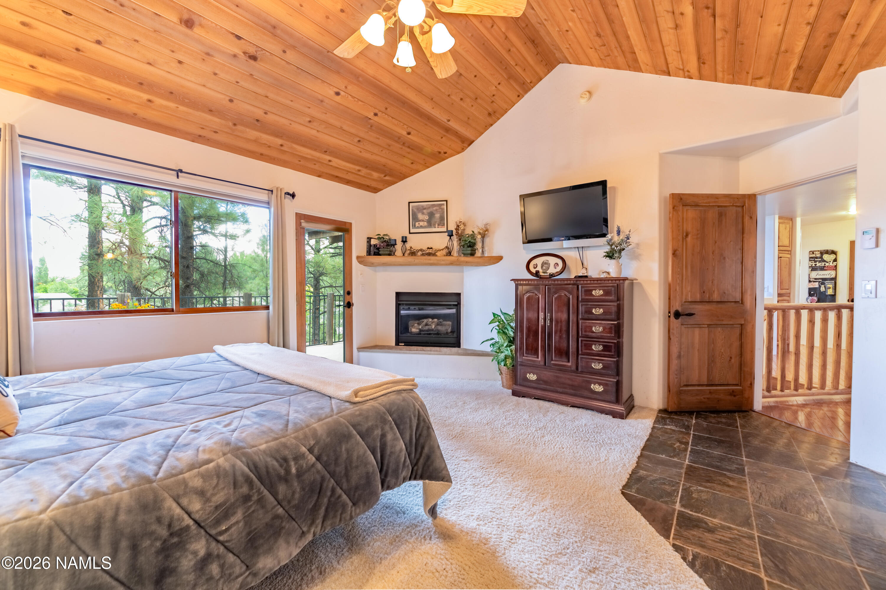 4338 E Rustic Knolls Lane
