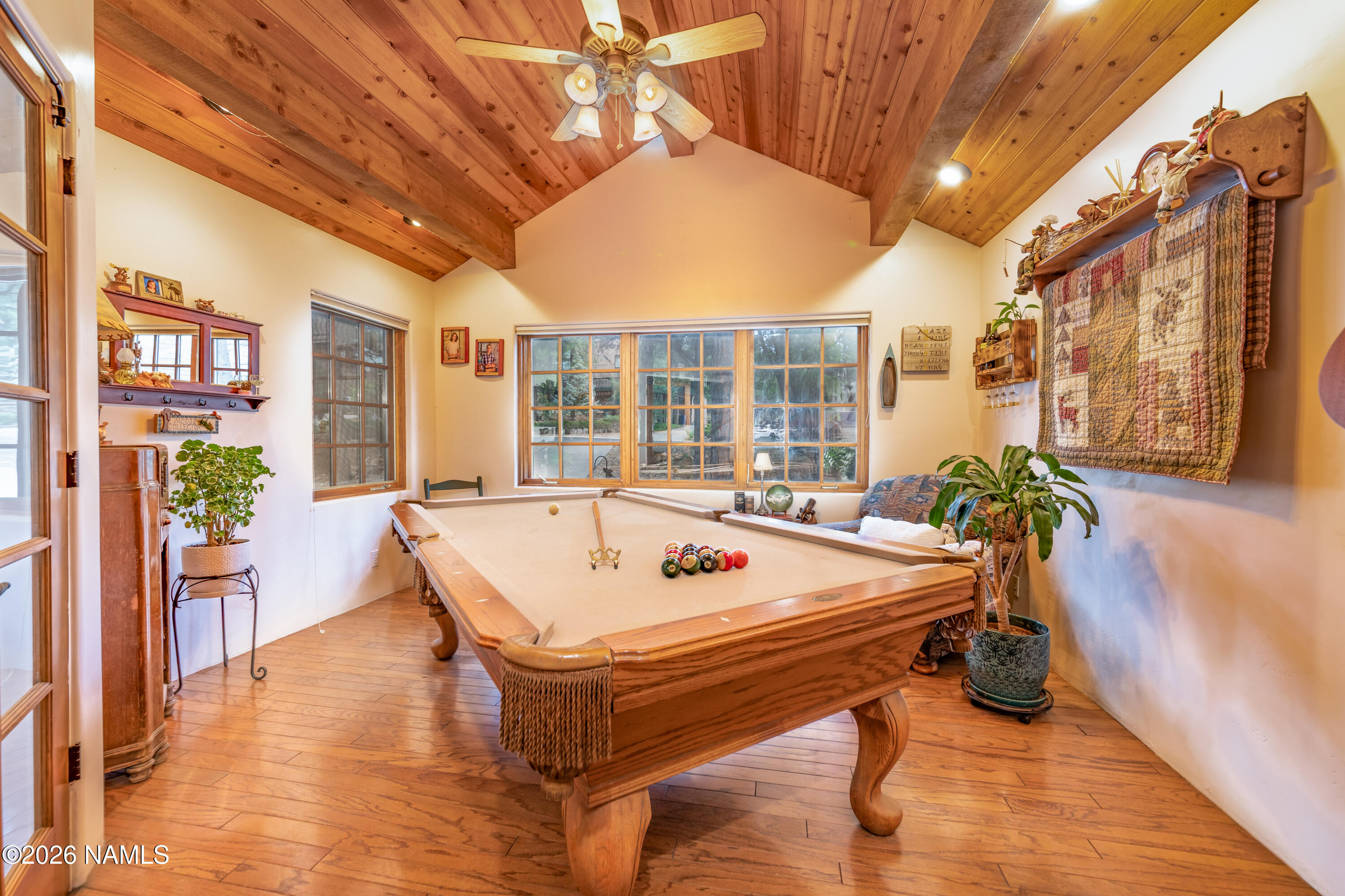 4338 E Rustic Knolls Lane