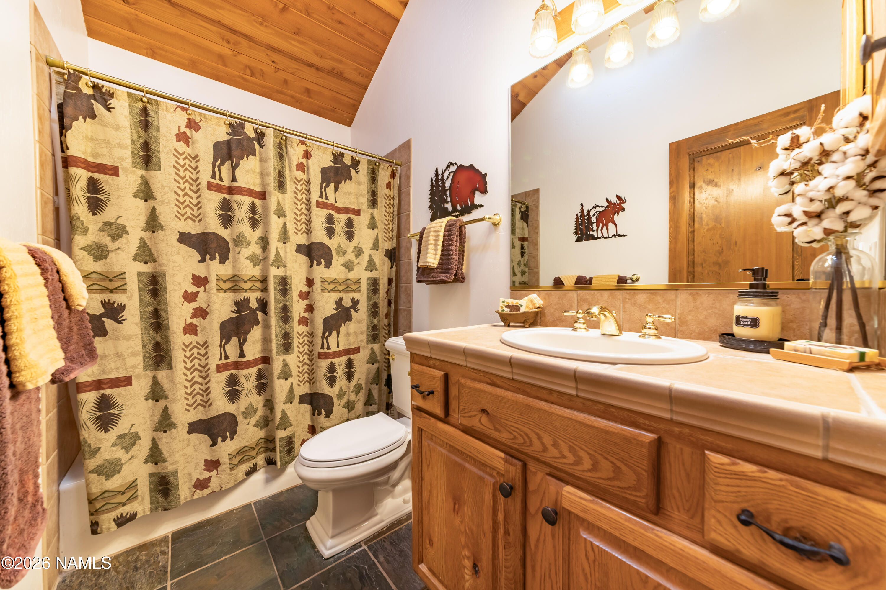 4338 E Rustic Knolls Lane