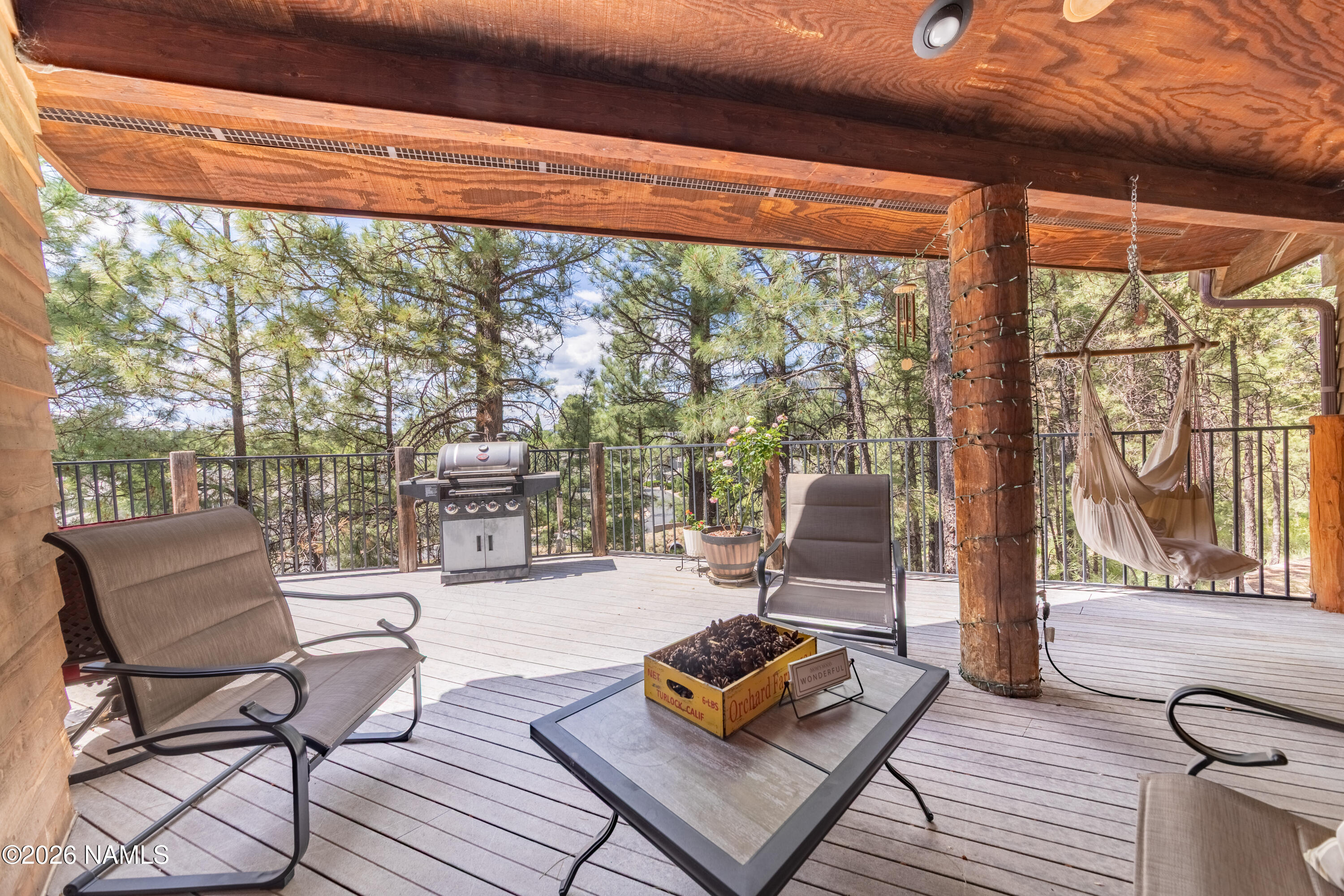 4338 E Rustic Knolls Lane