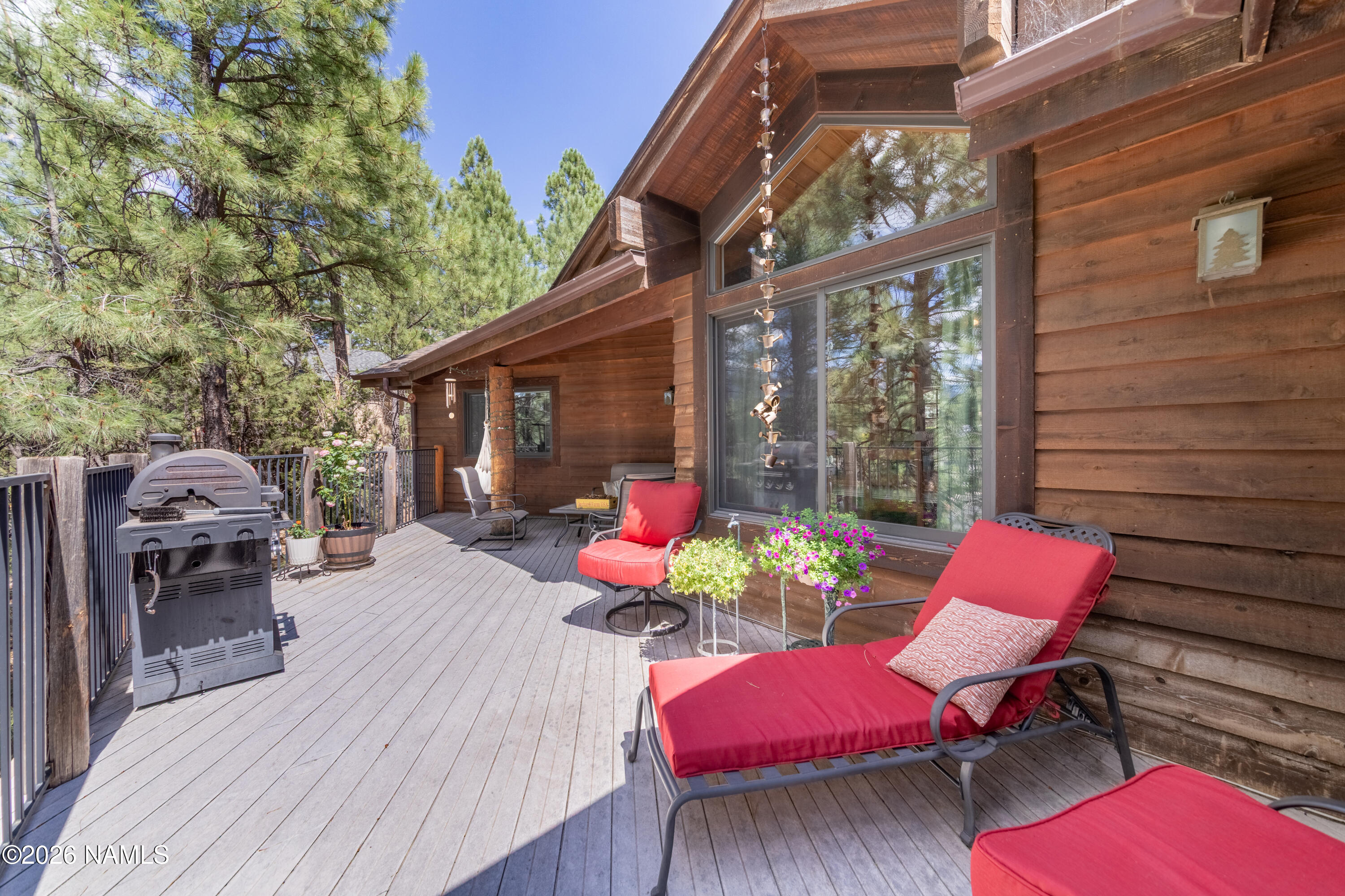 4338 E Rustic Knolls Lane