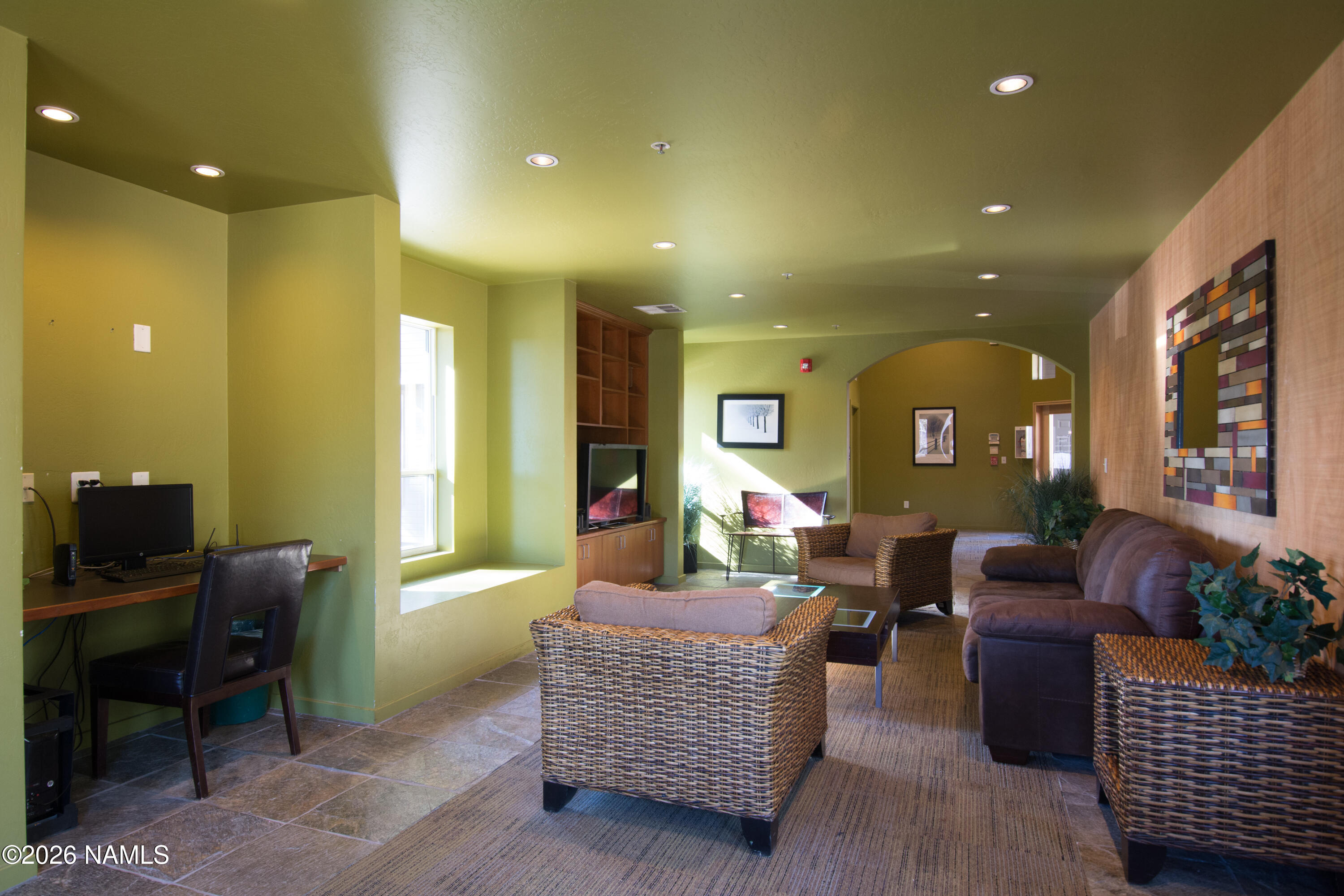 1385 W University Avenue B6-247