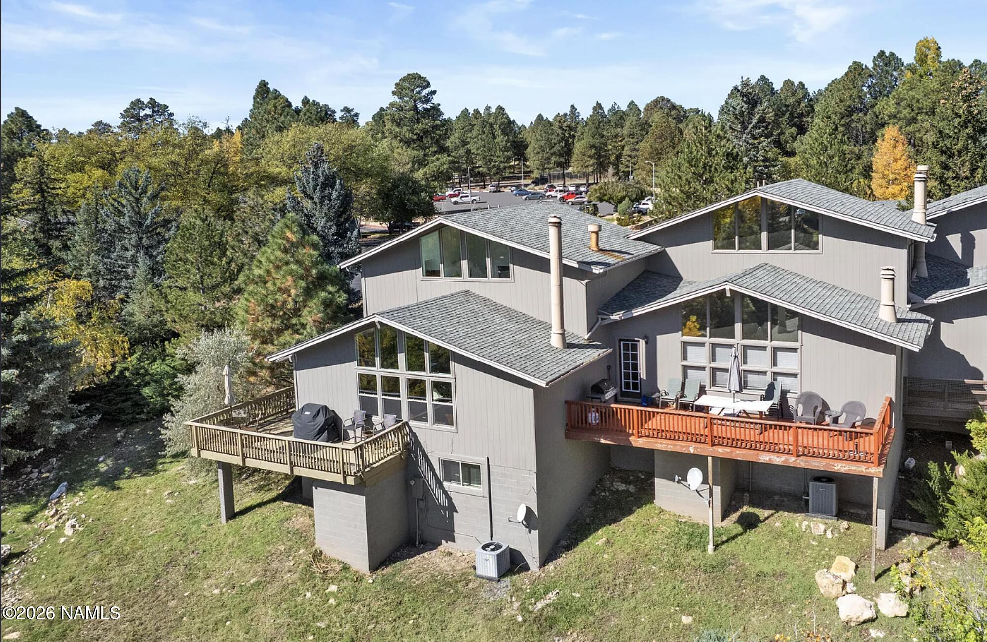 2363 N Oakmont Drive