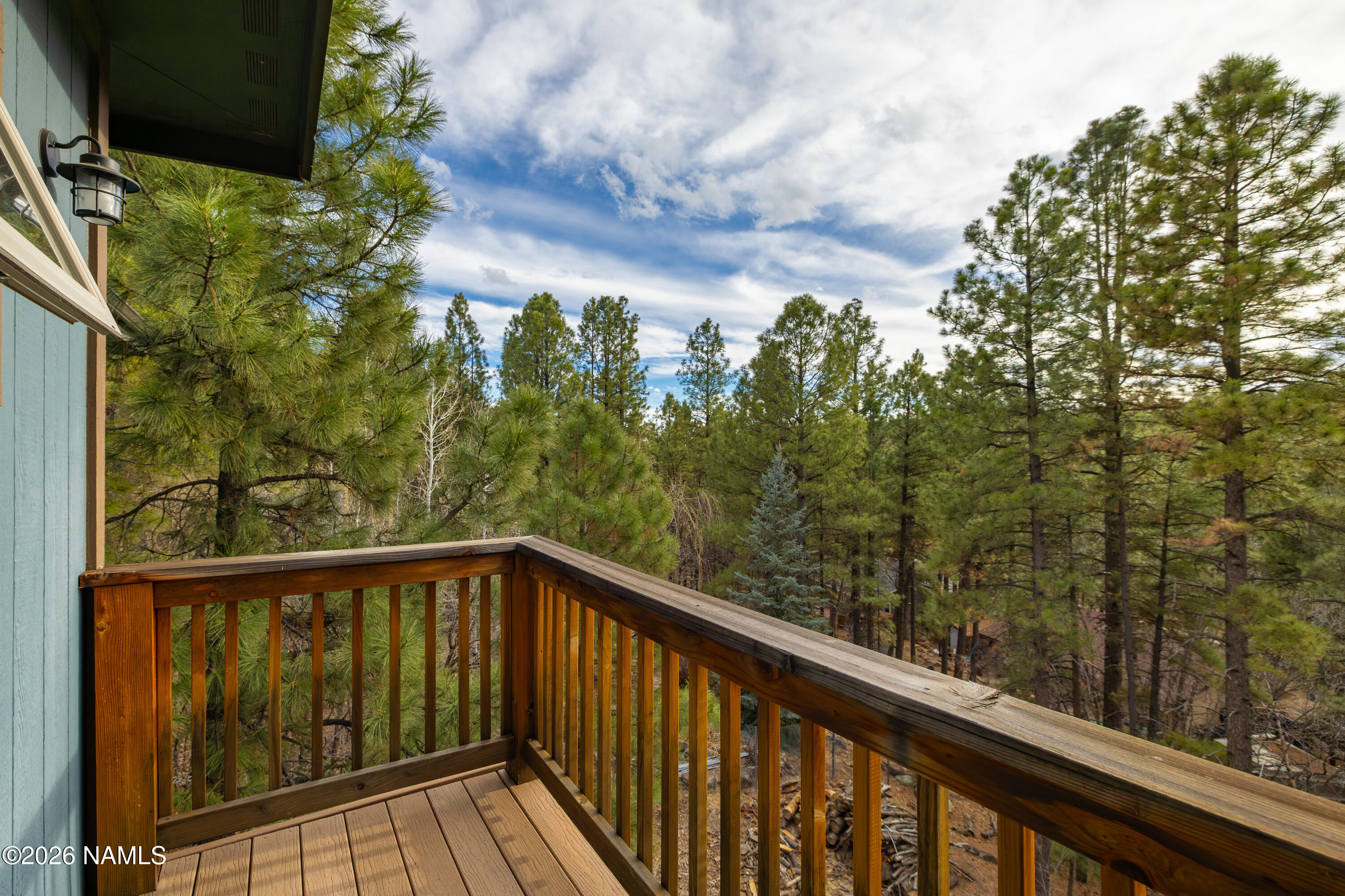 795 E Ponderosa Parkway