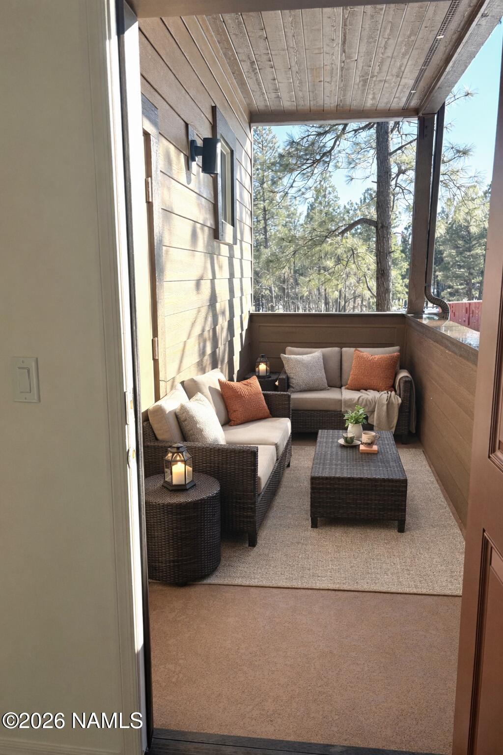 2950 W Presidio Drive 202