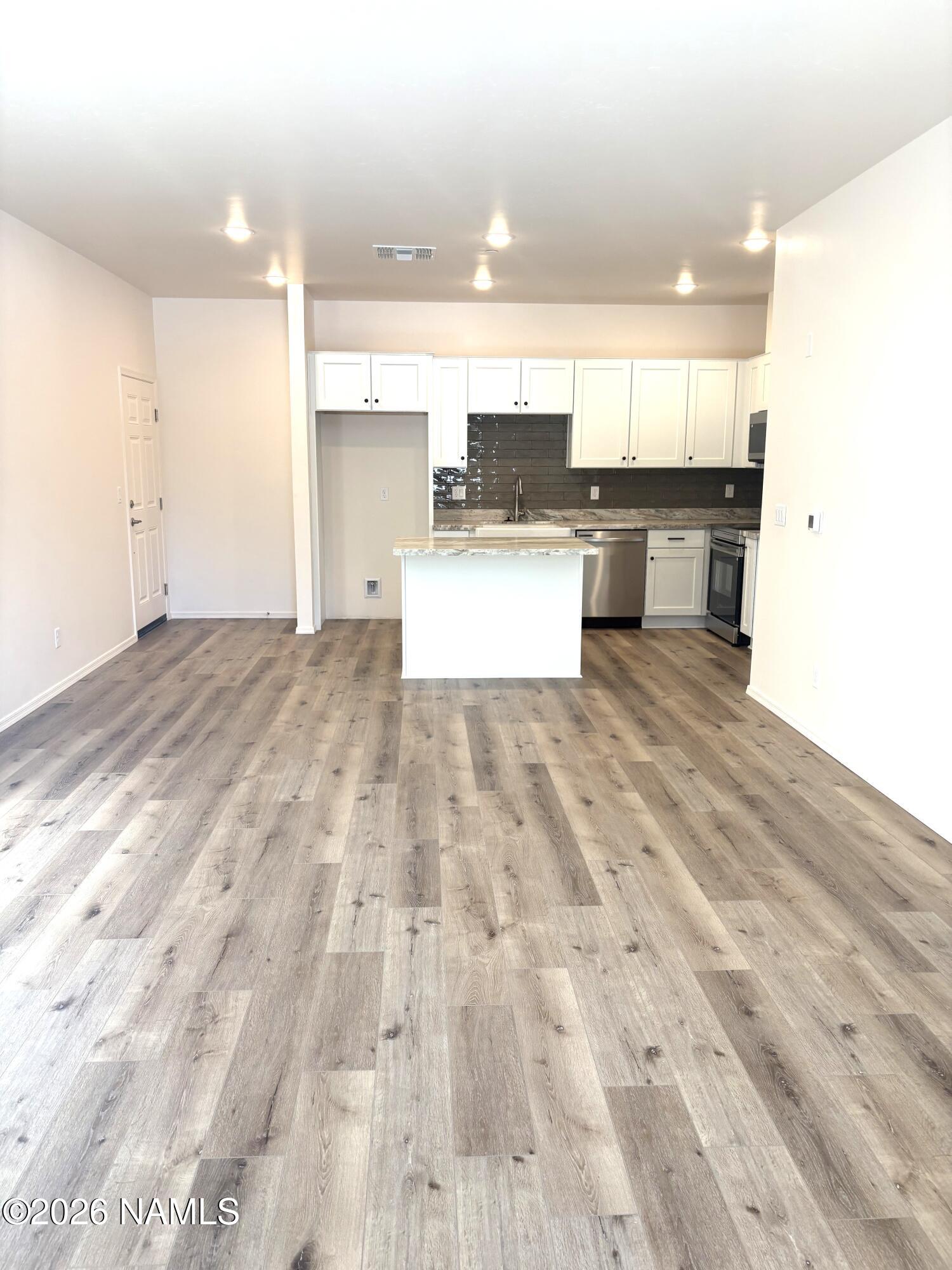 2950 W Presidio Drive 202