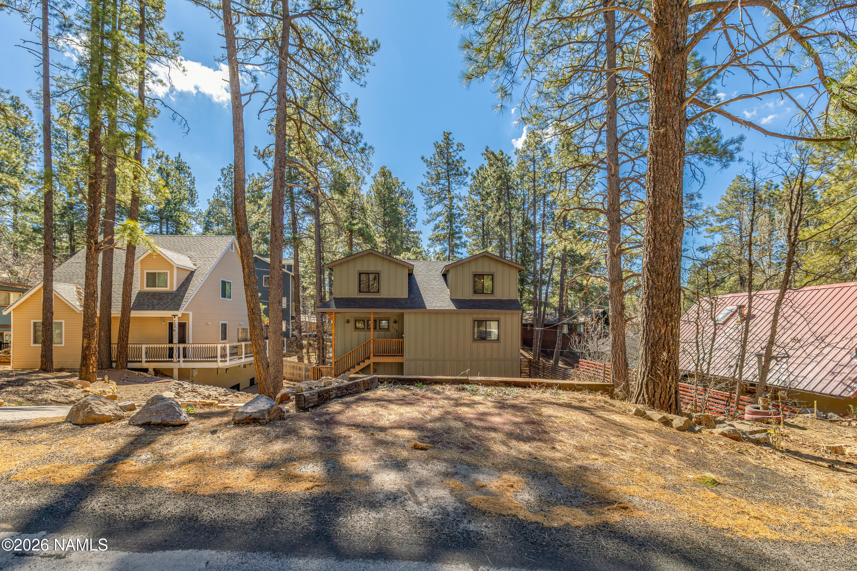 738 Comanche Street