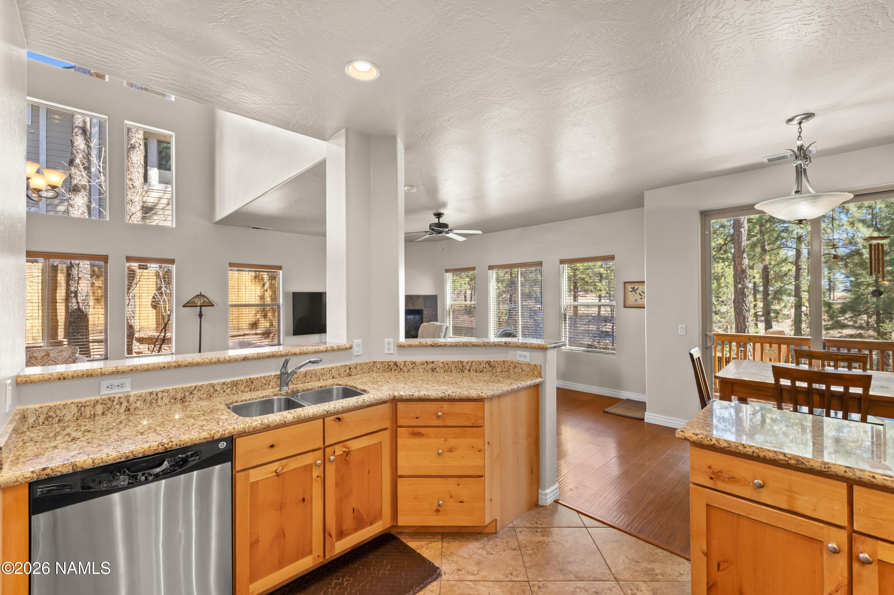 1152 N Flowing Springs Trail