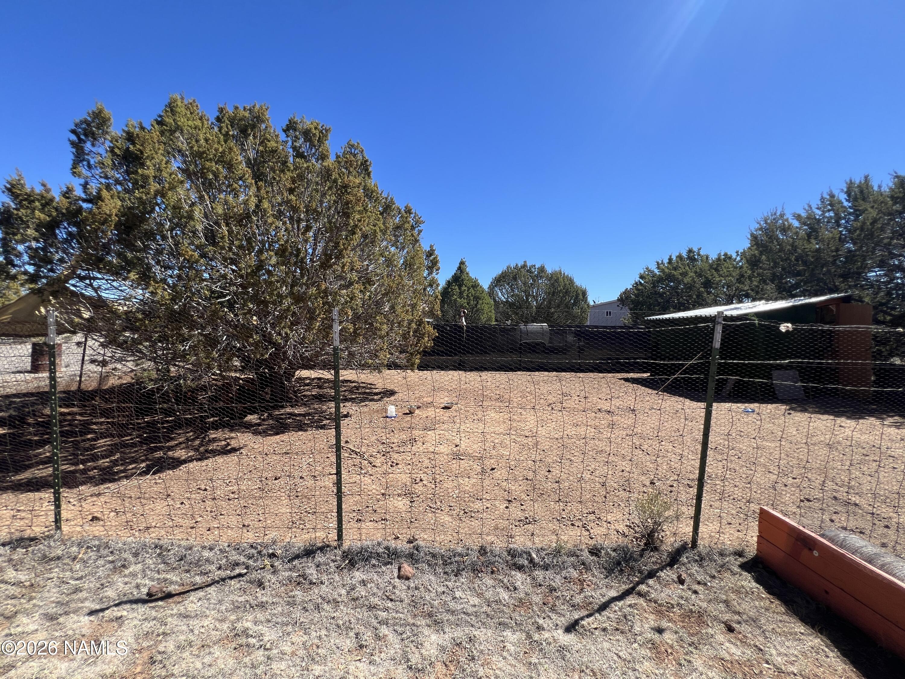 327 E Greenbriar Drive