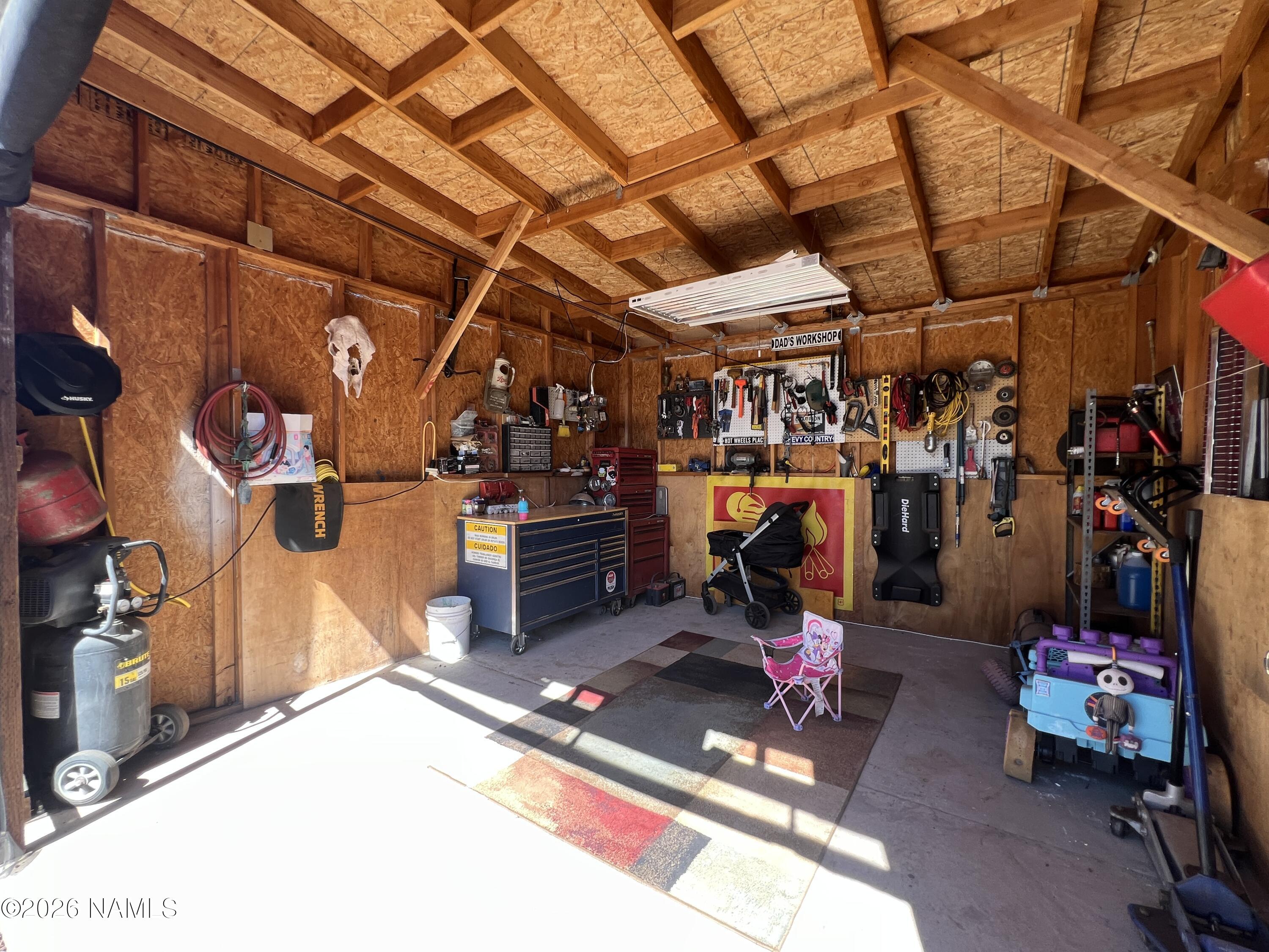327 E Greenbriar Drive