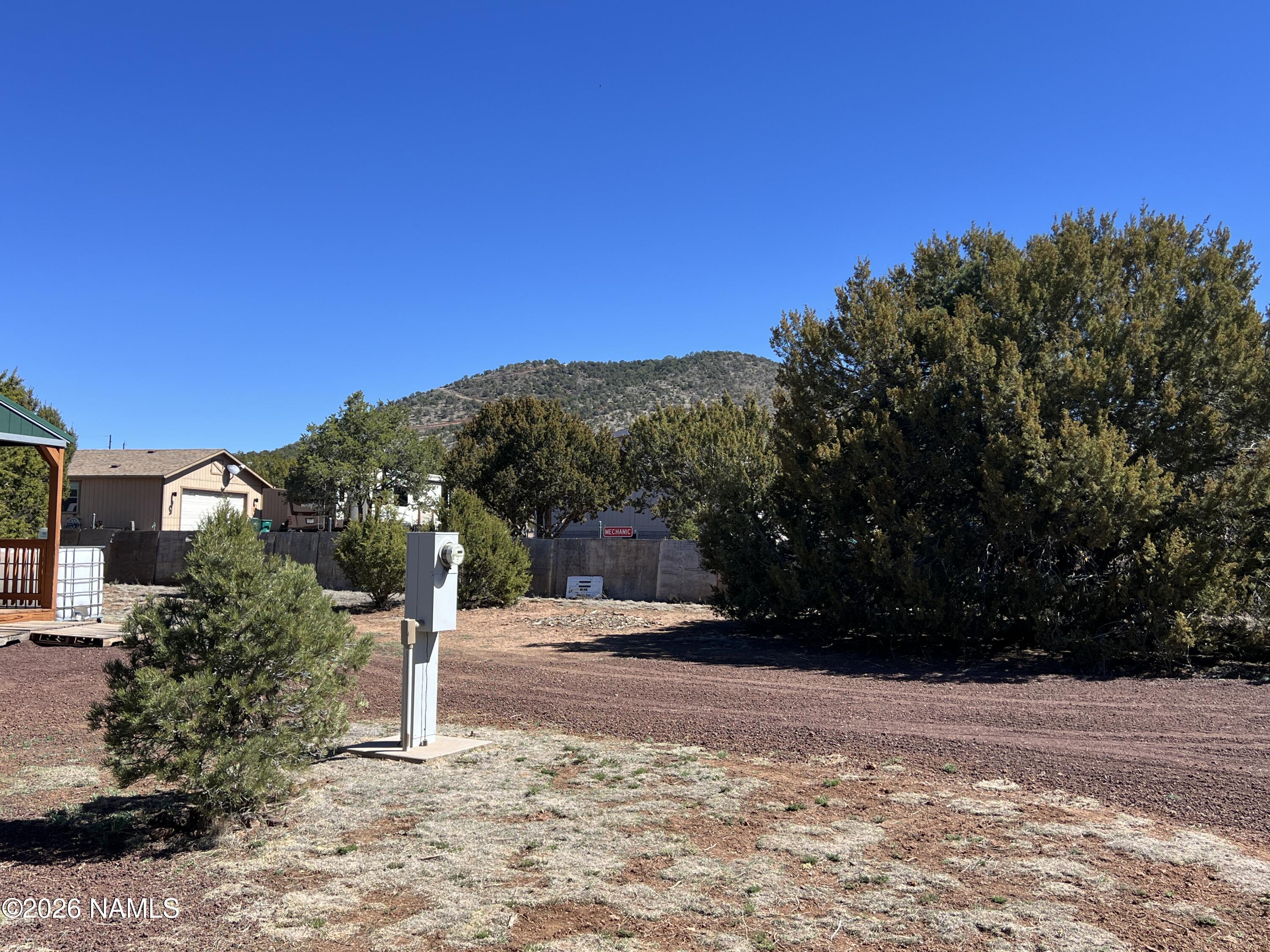 327 E Greenbriar Drive