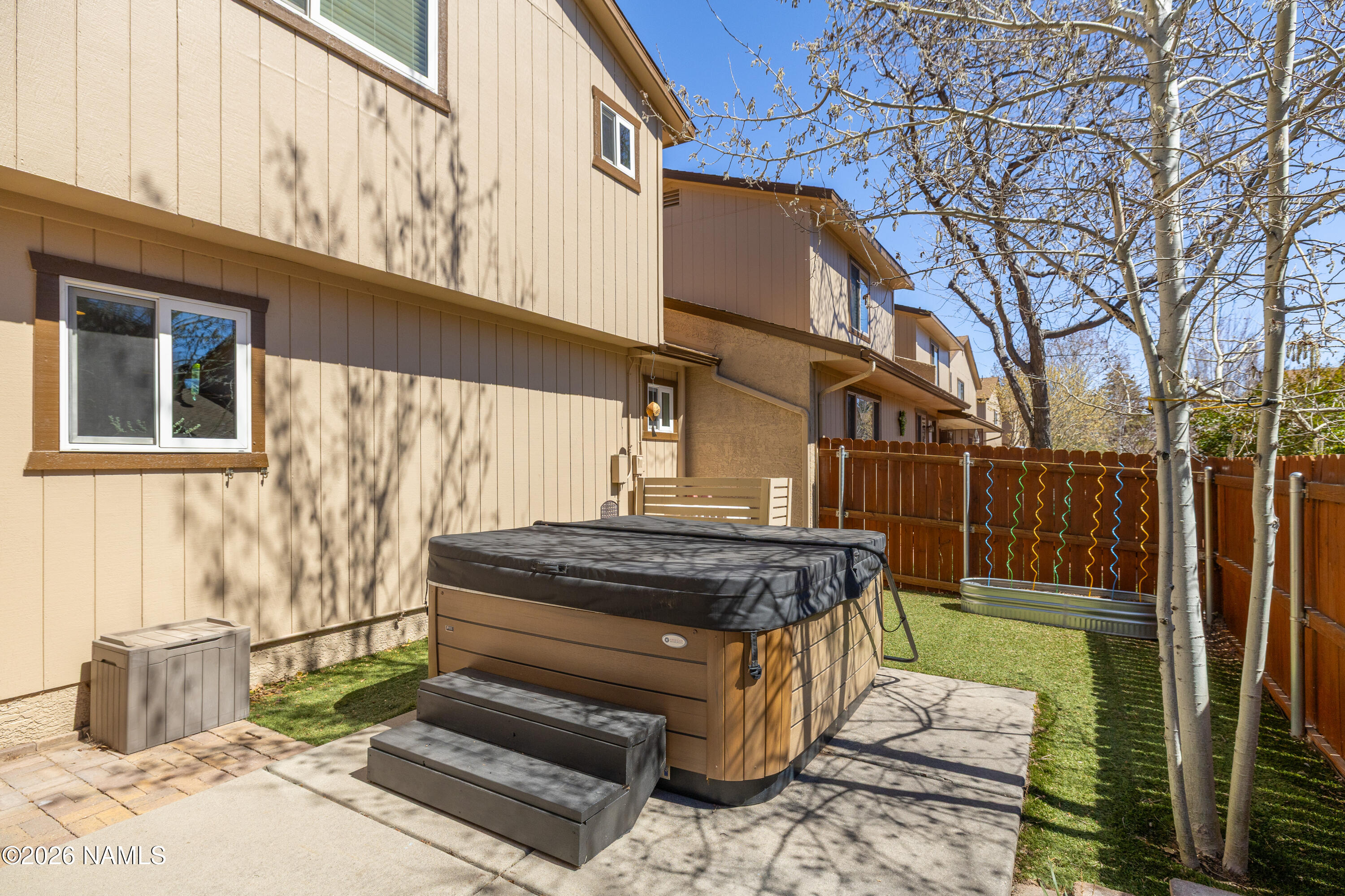 2536 E Eva Loop