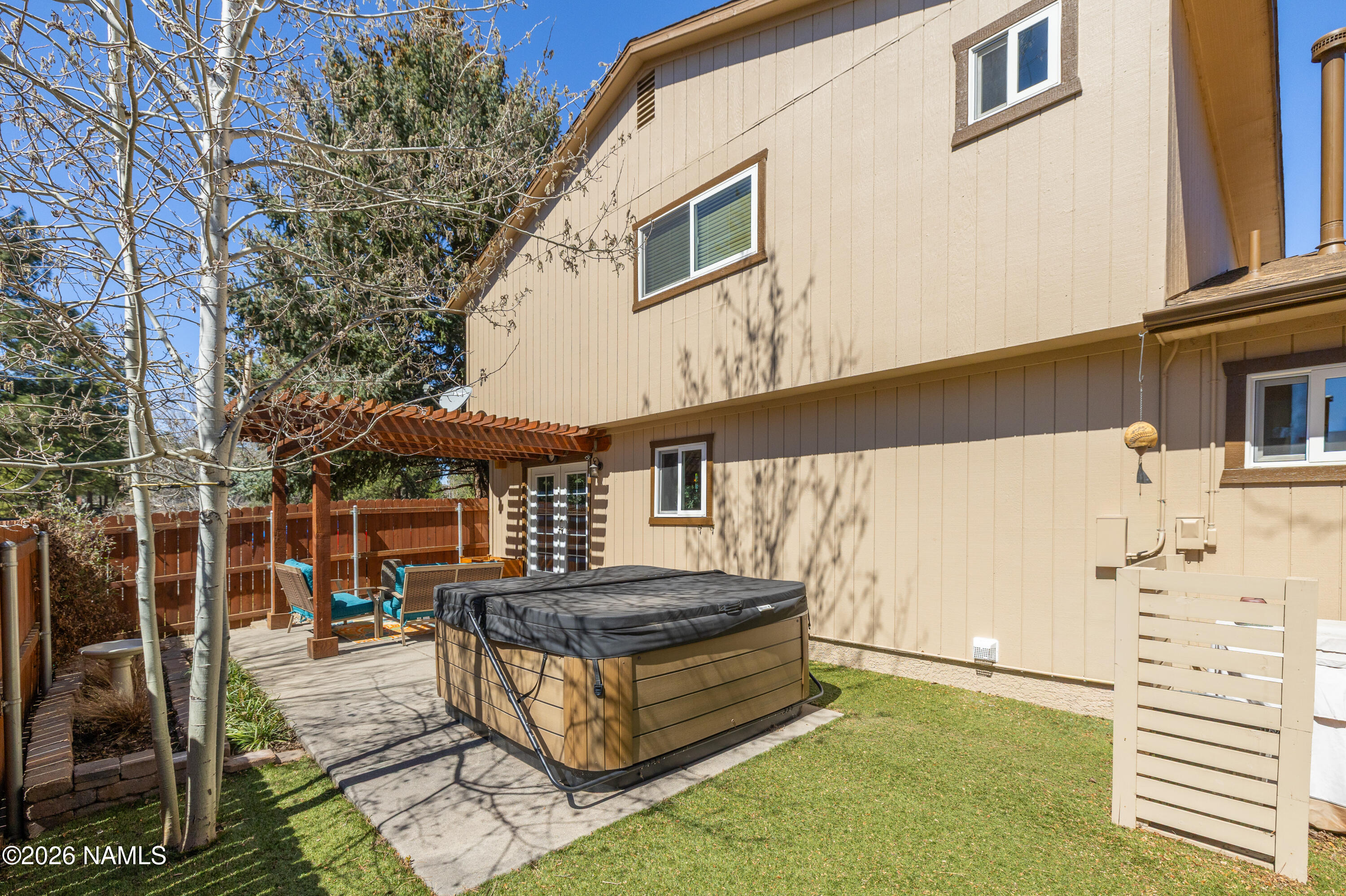 2536 E Eva Loop