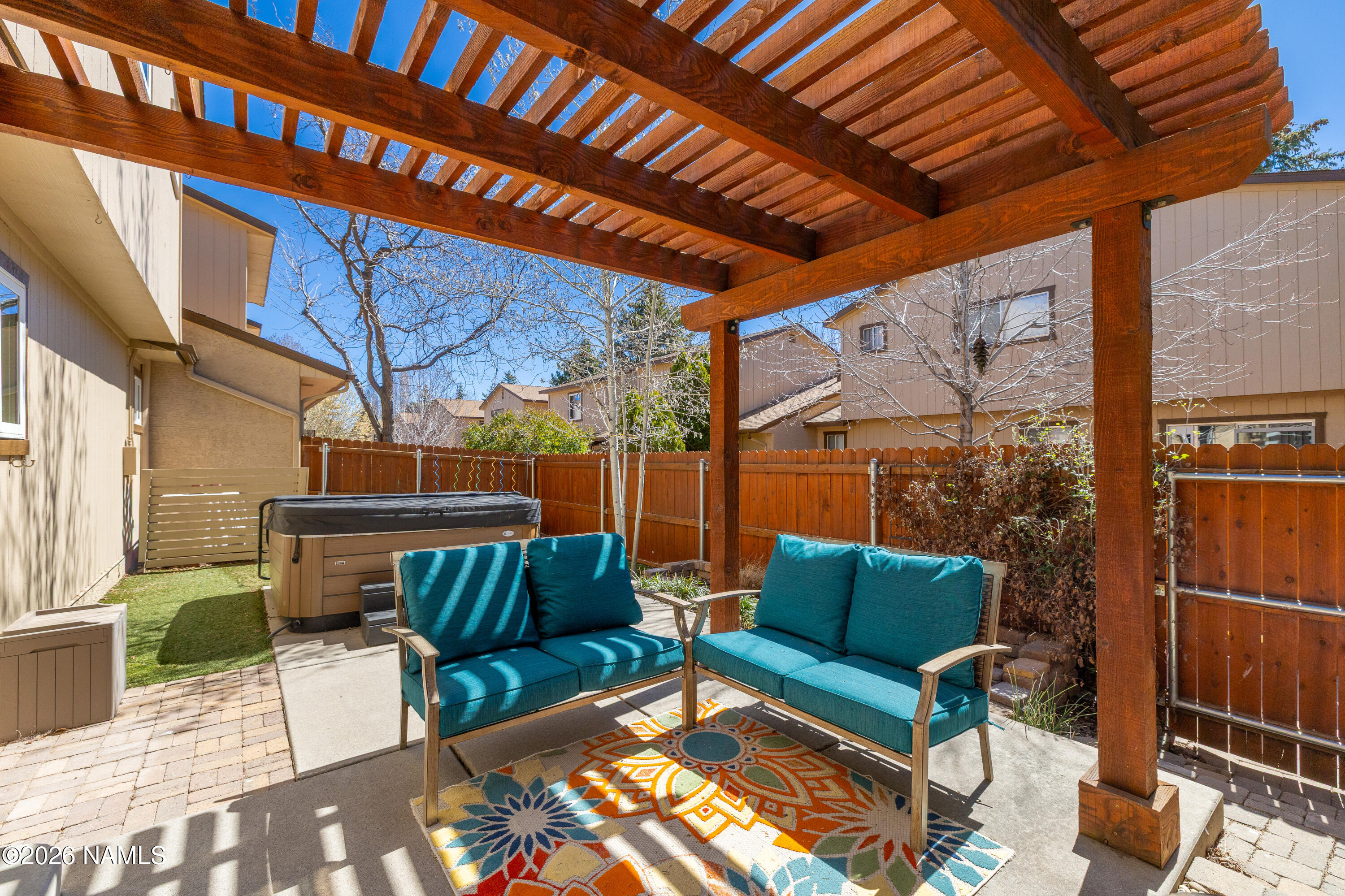 2536 E Eva Loop