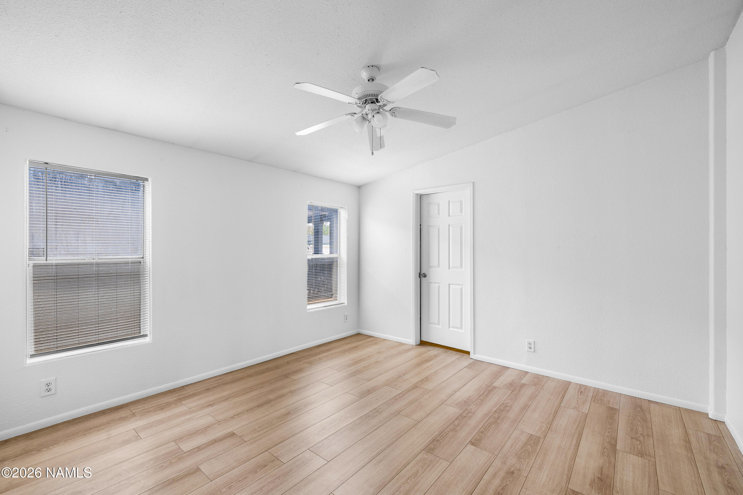 1675 W Sherrie Drive