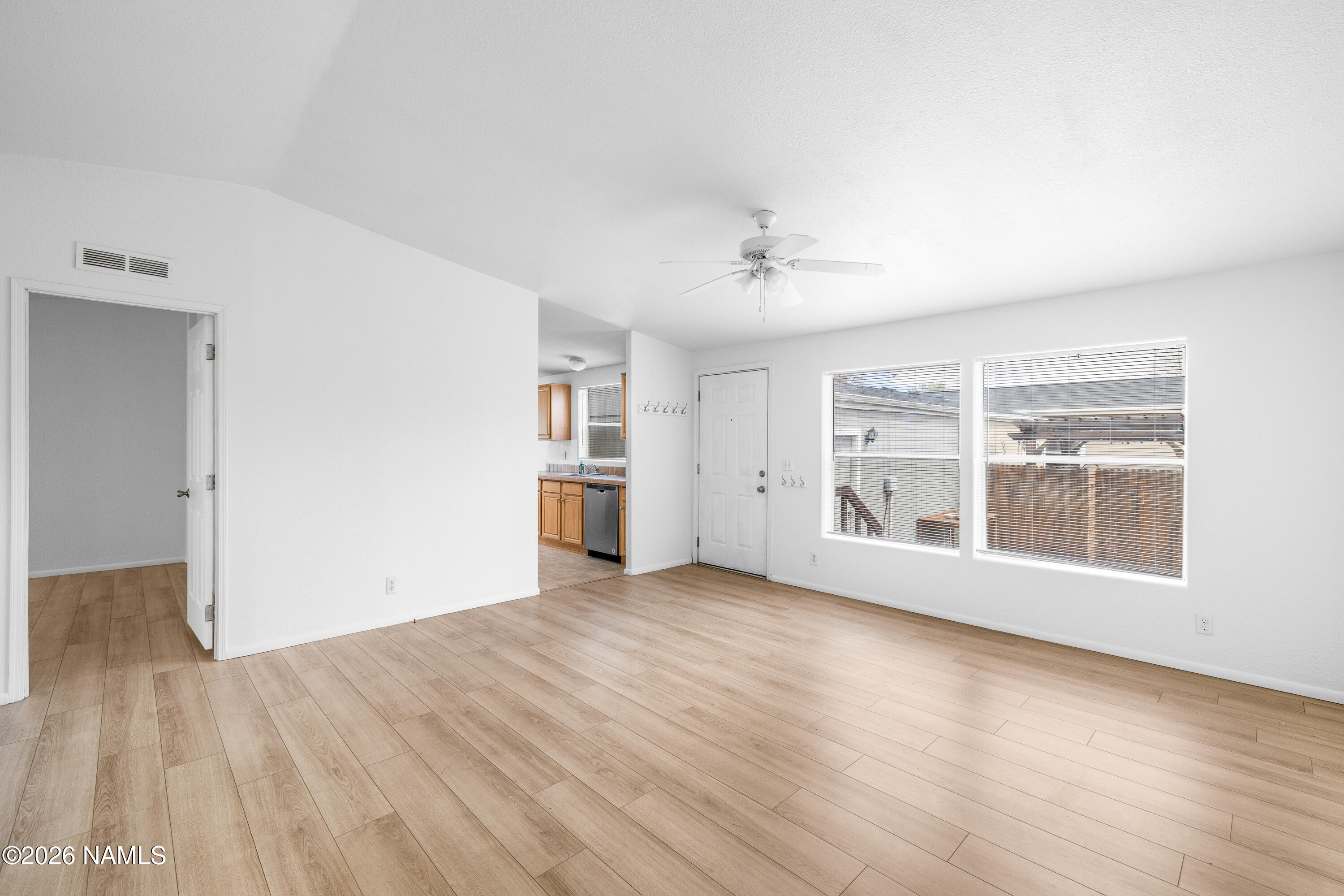 1675 W Sherrie Drive