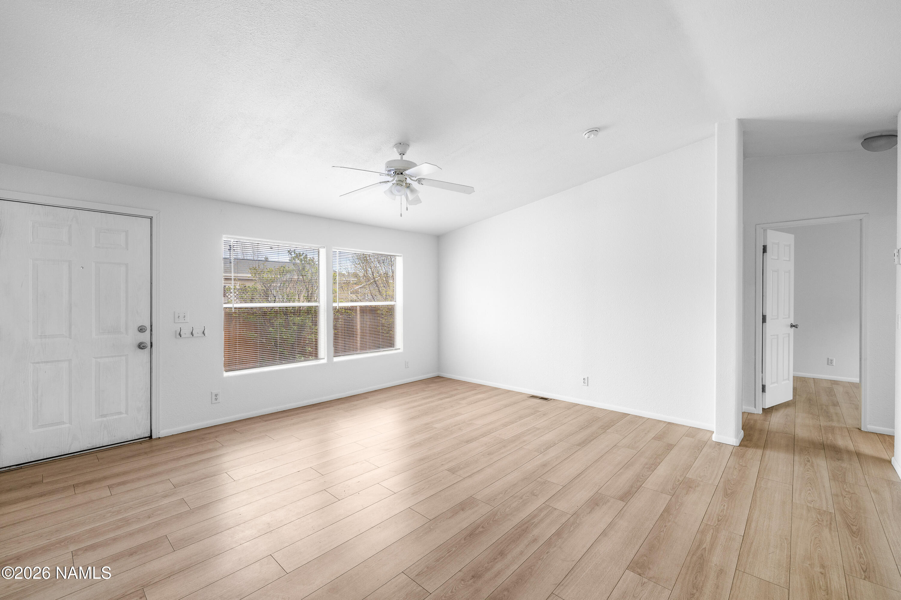 1675 W Sherrie Drive