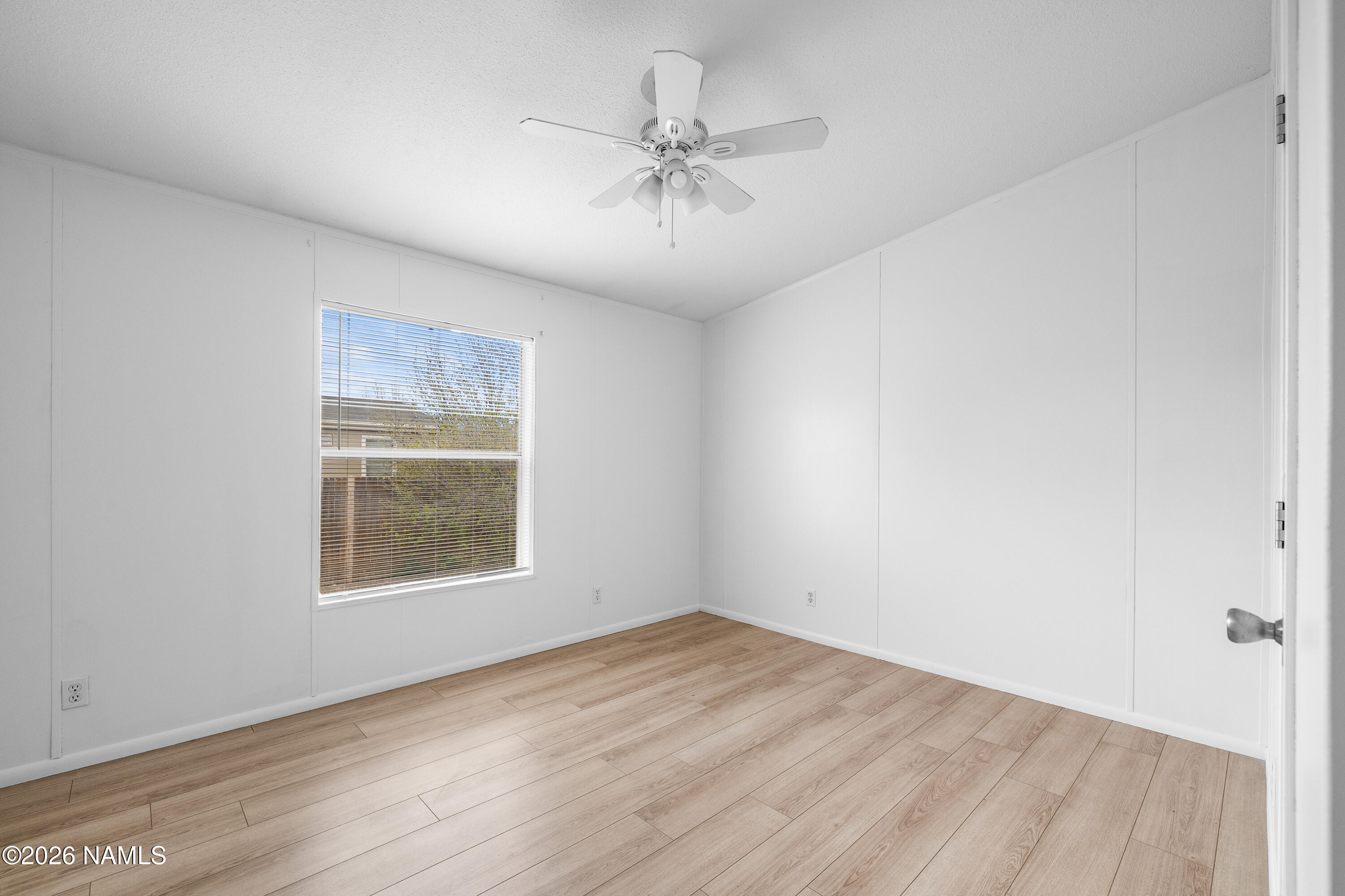 1675 W Sherrie Drive