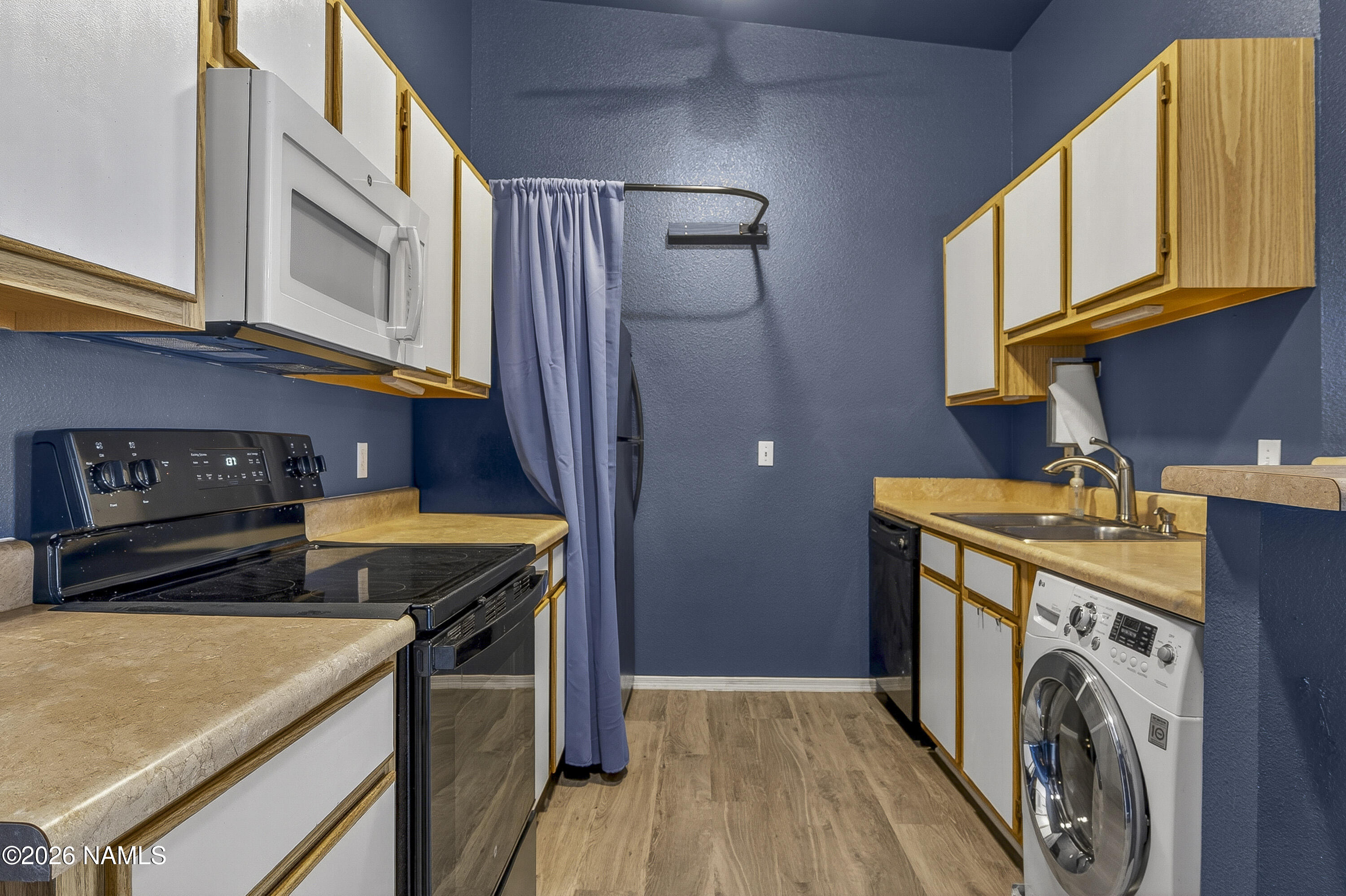 1185 W University Avenue 17-237