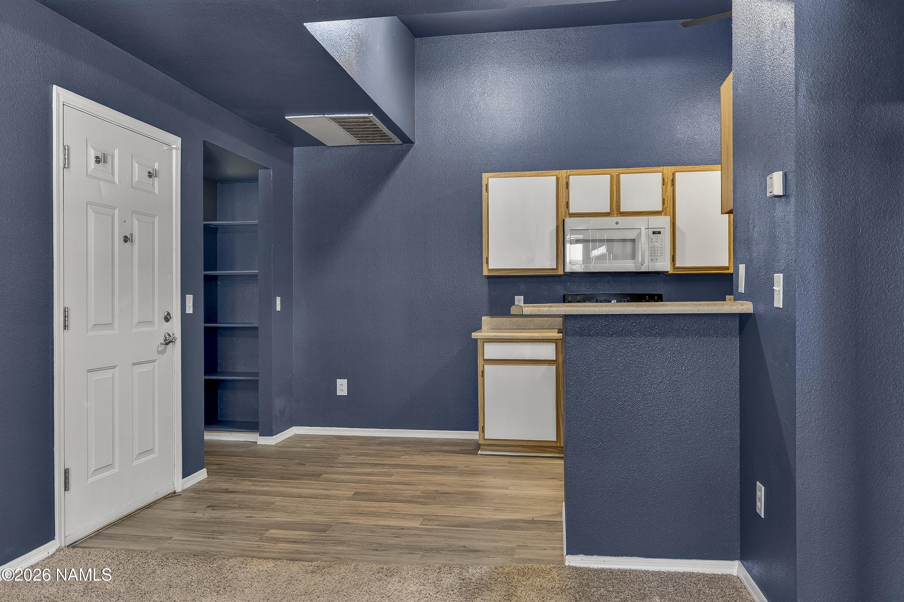 1185 W University Avenue 17-237