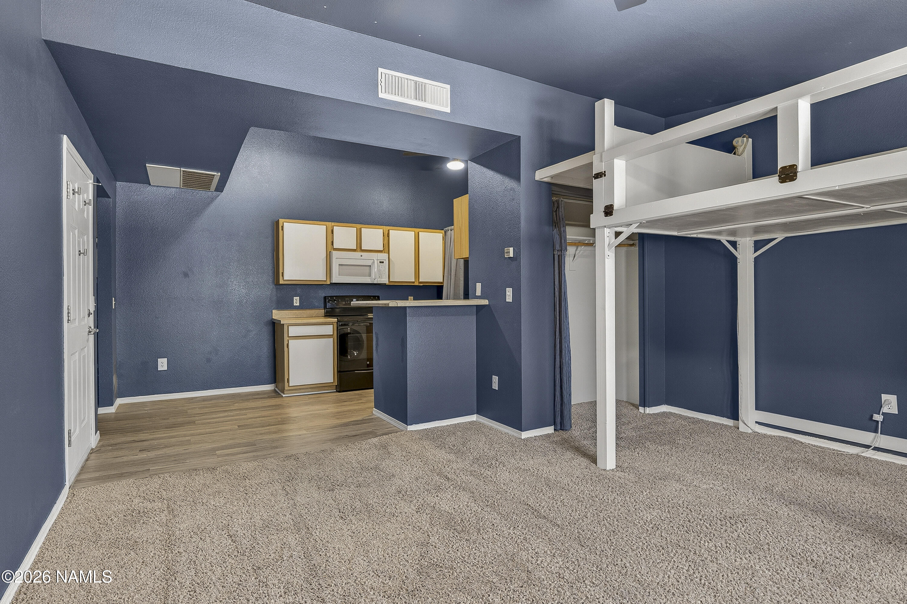 1185 W University Avenue 17-237