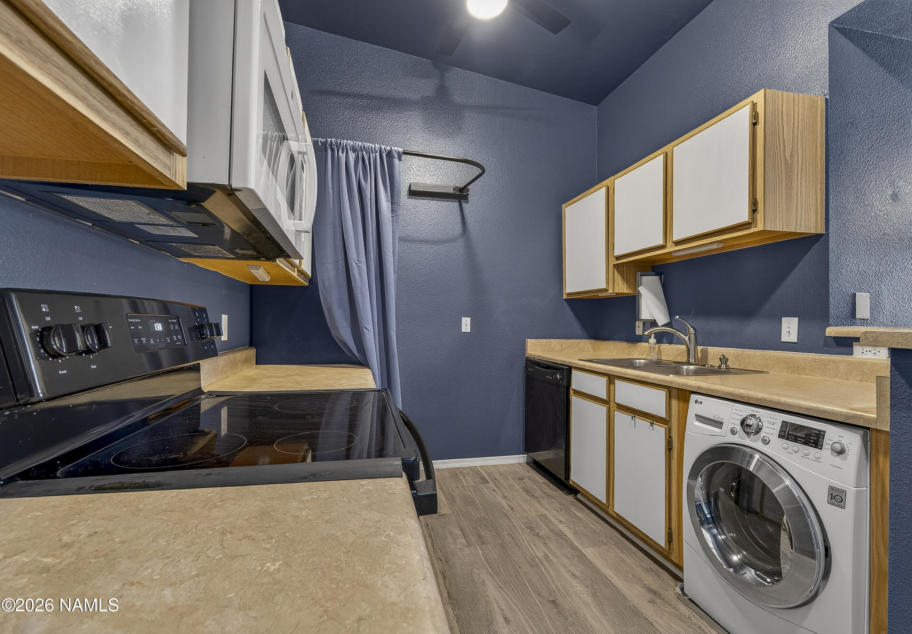 1185 W University Avenue 17-237