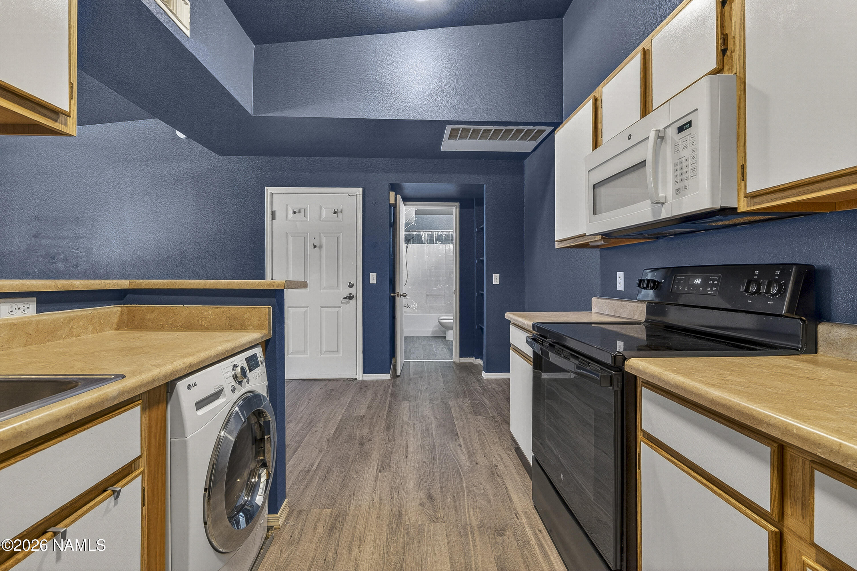 1185 W University Avenue 17-237