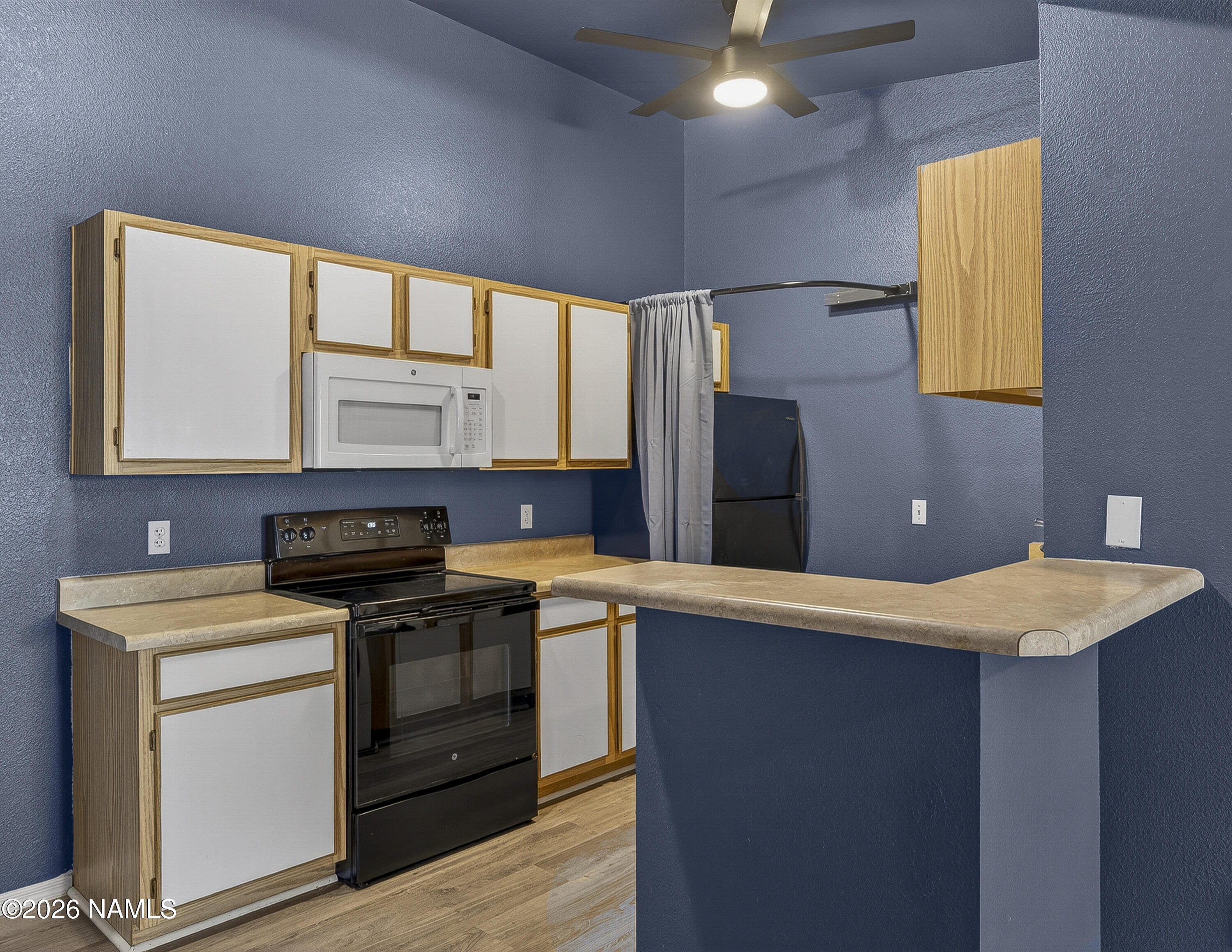 1185 W University Avenue 17-237