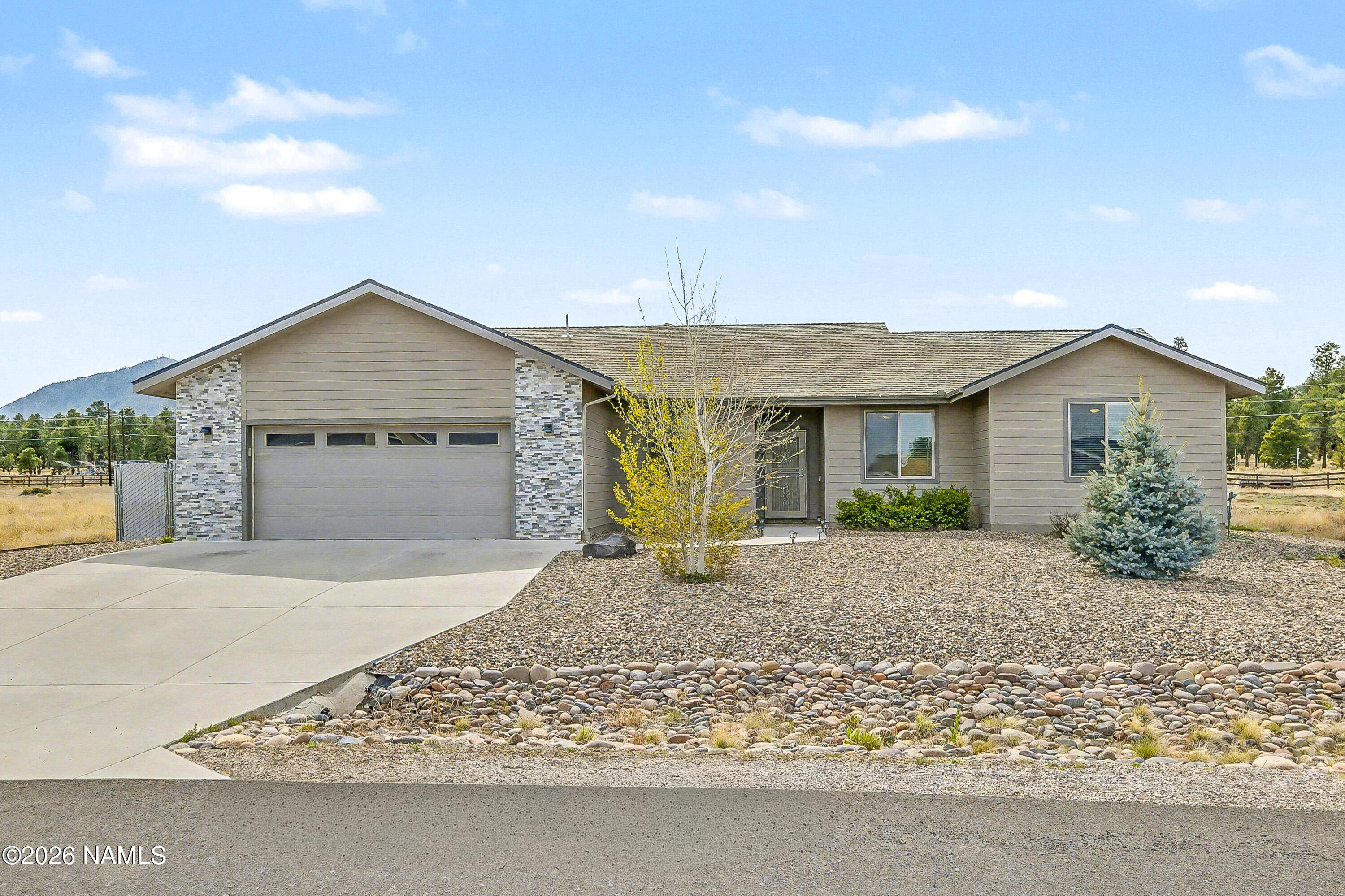 10226 Lundin Road