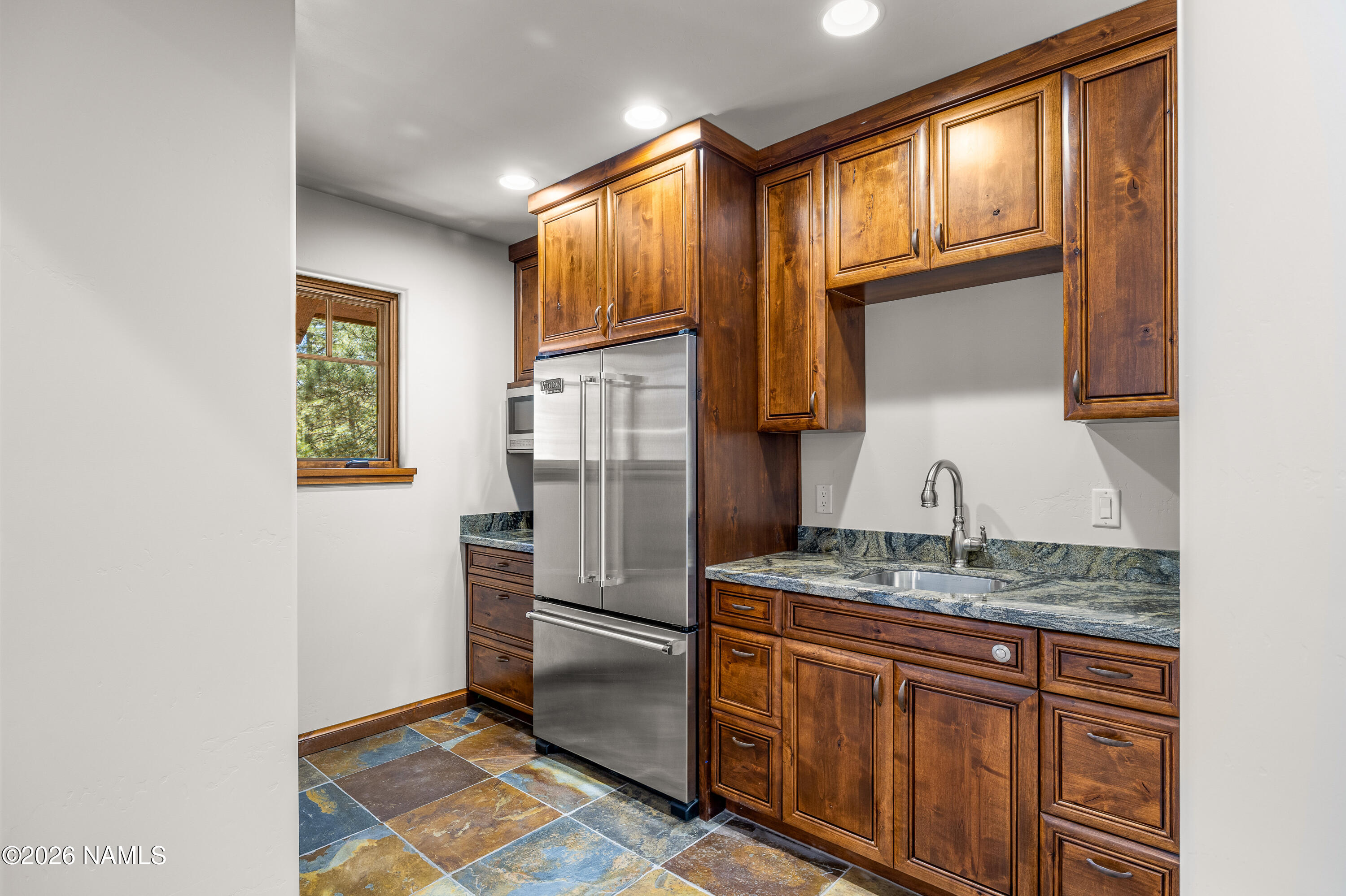 2398 E Del Rae Drive