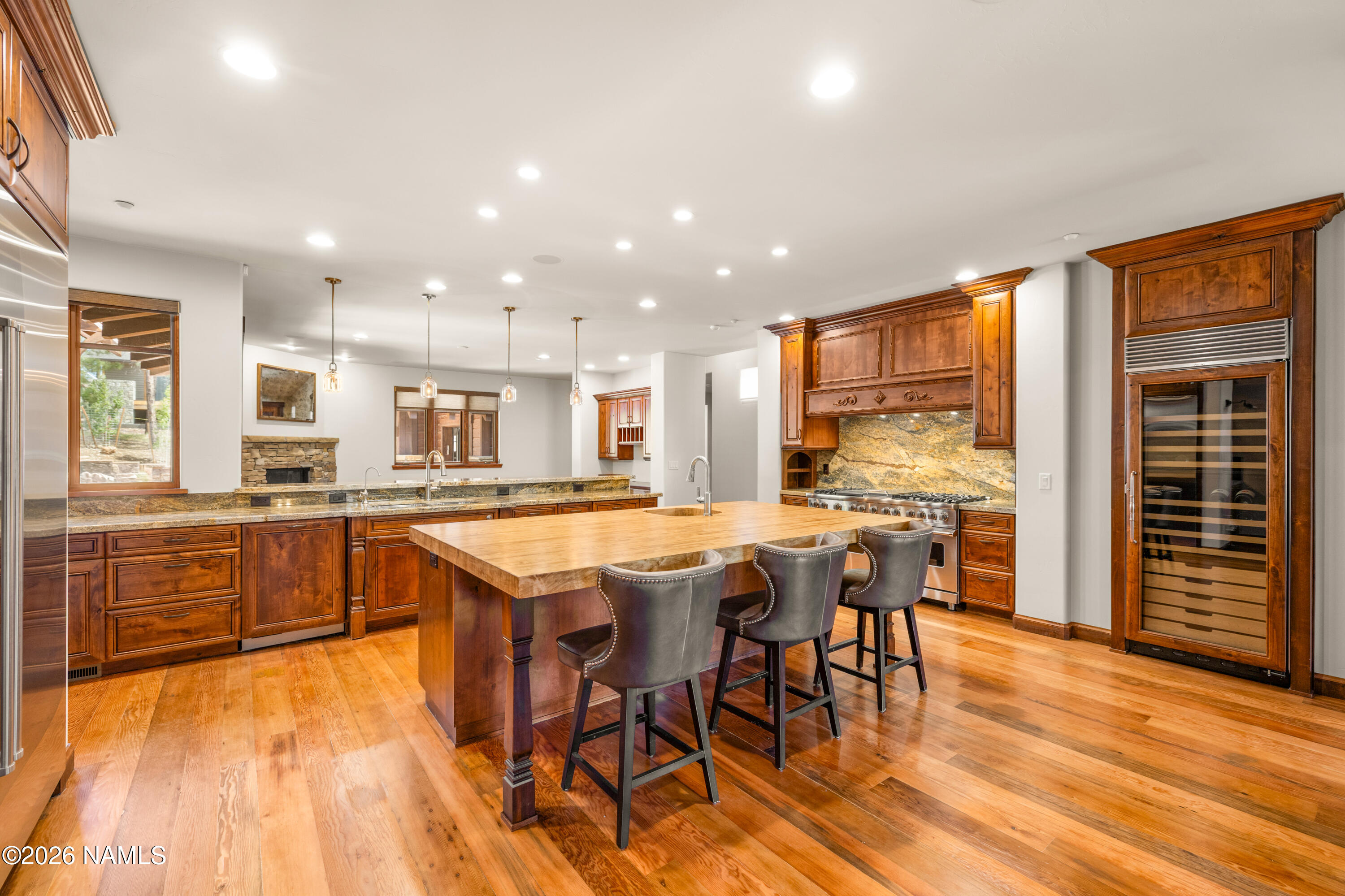 2398 E Del Rae Drive