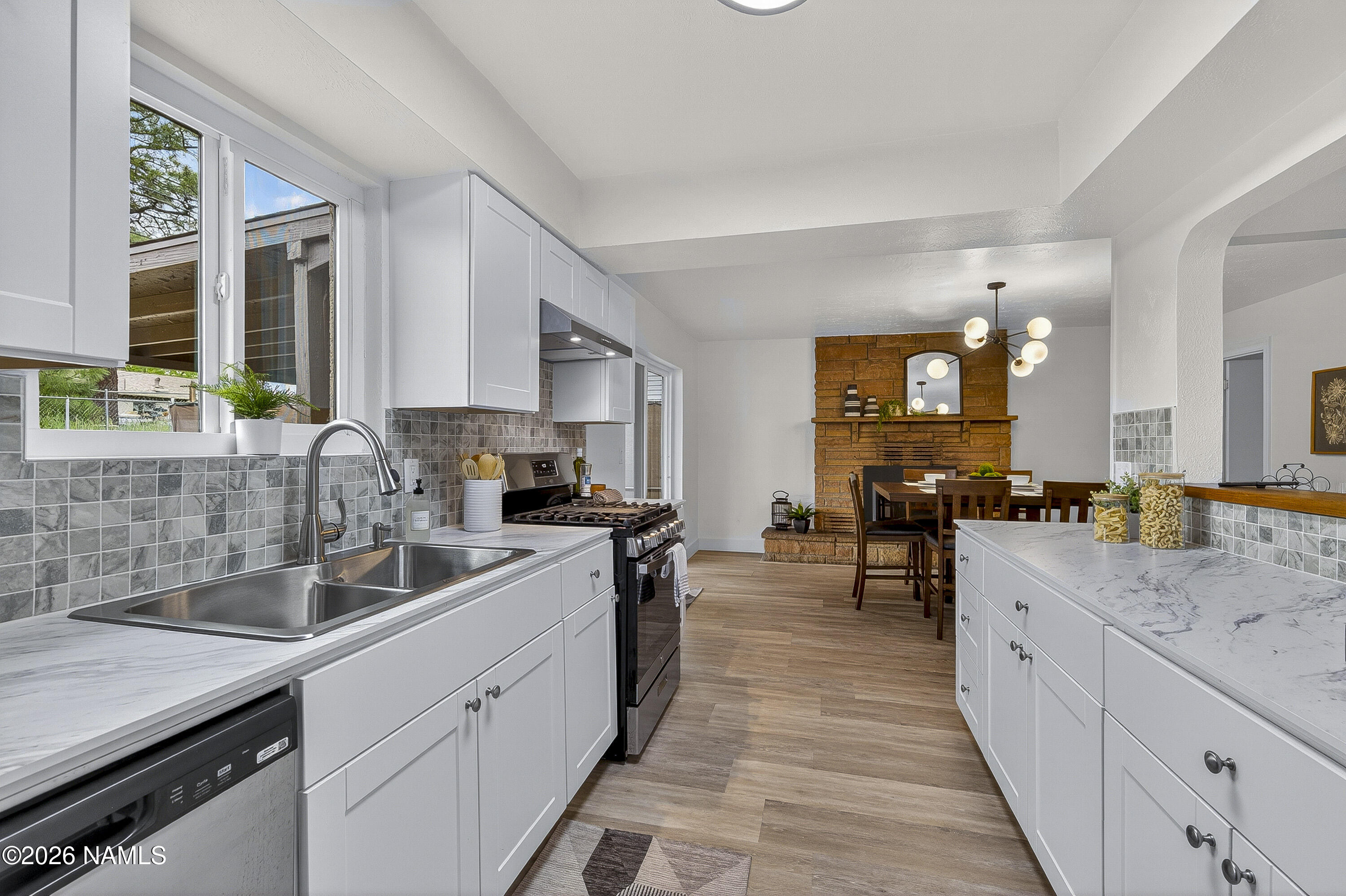 3449 N Alta Vista Drive