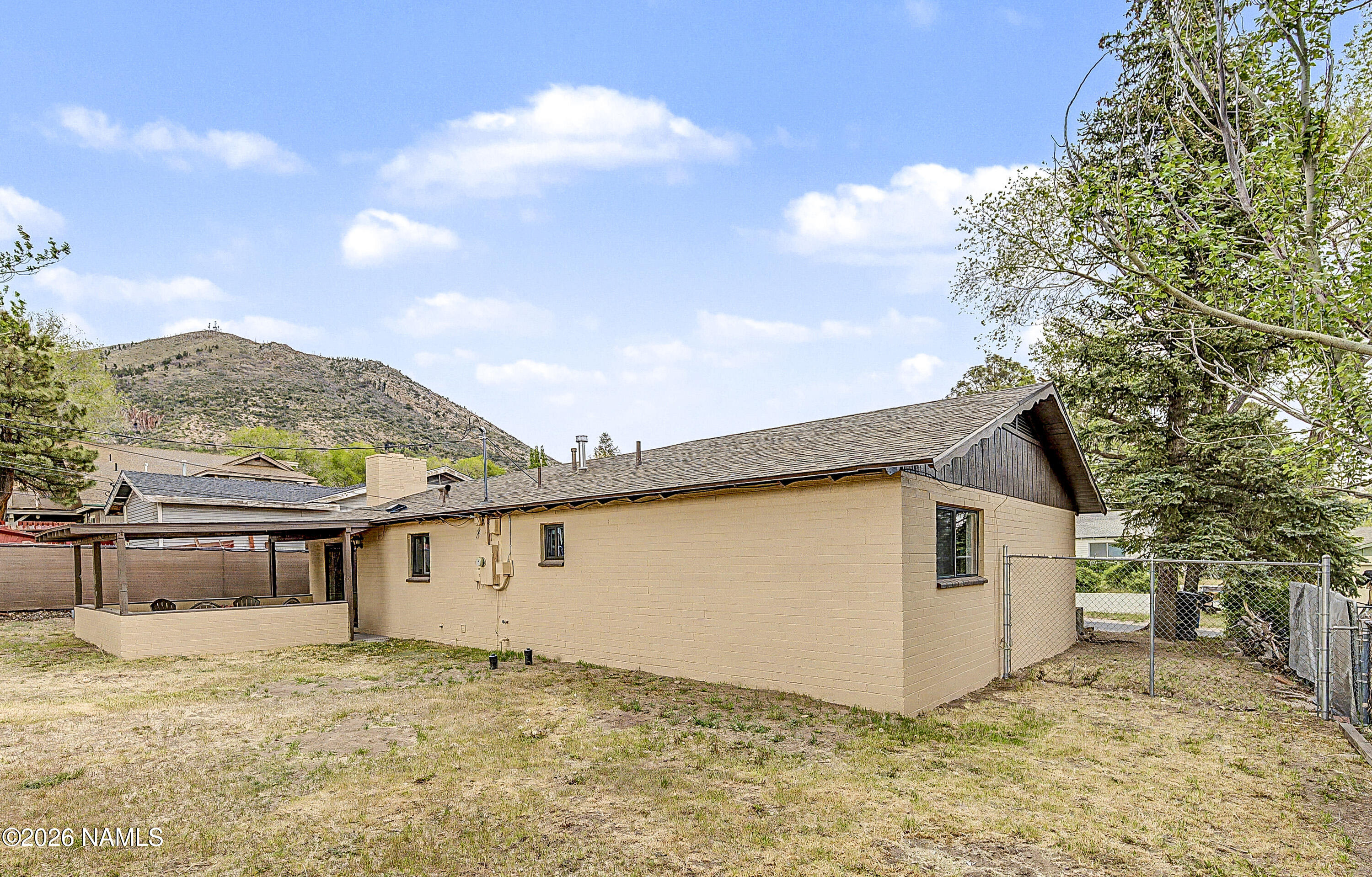 3449 N Alta Vista Drive