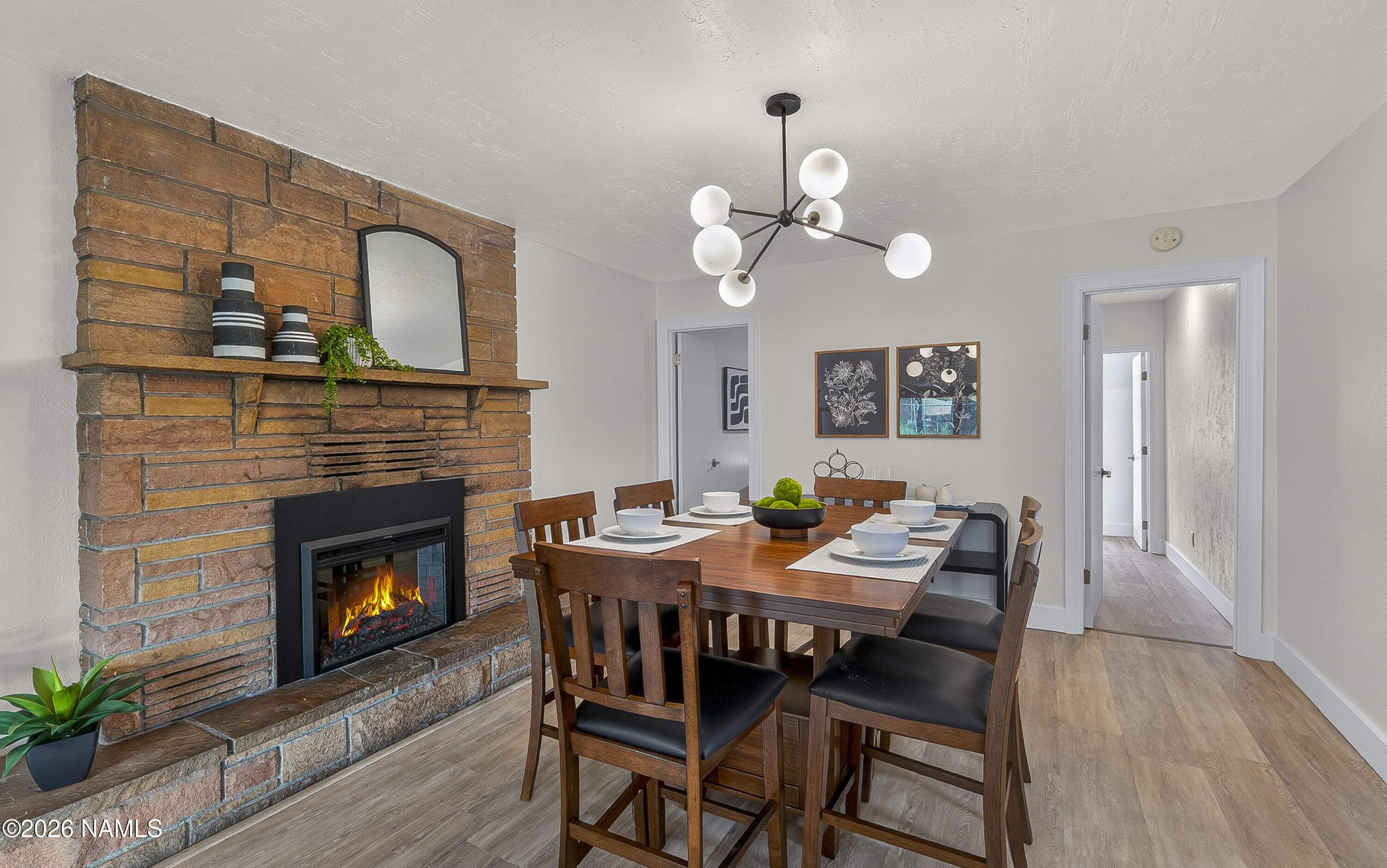 3449 N Alta Vista Drive